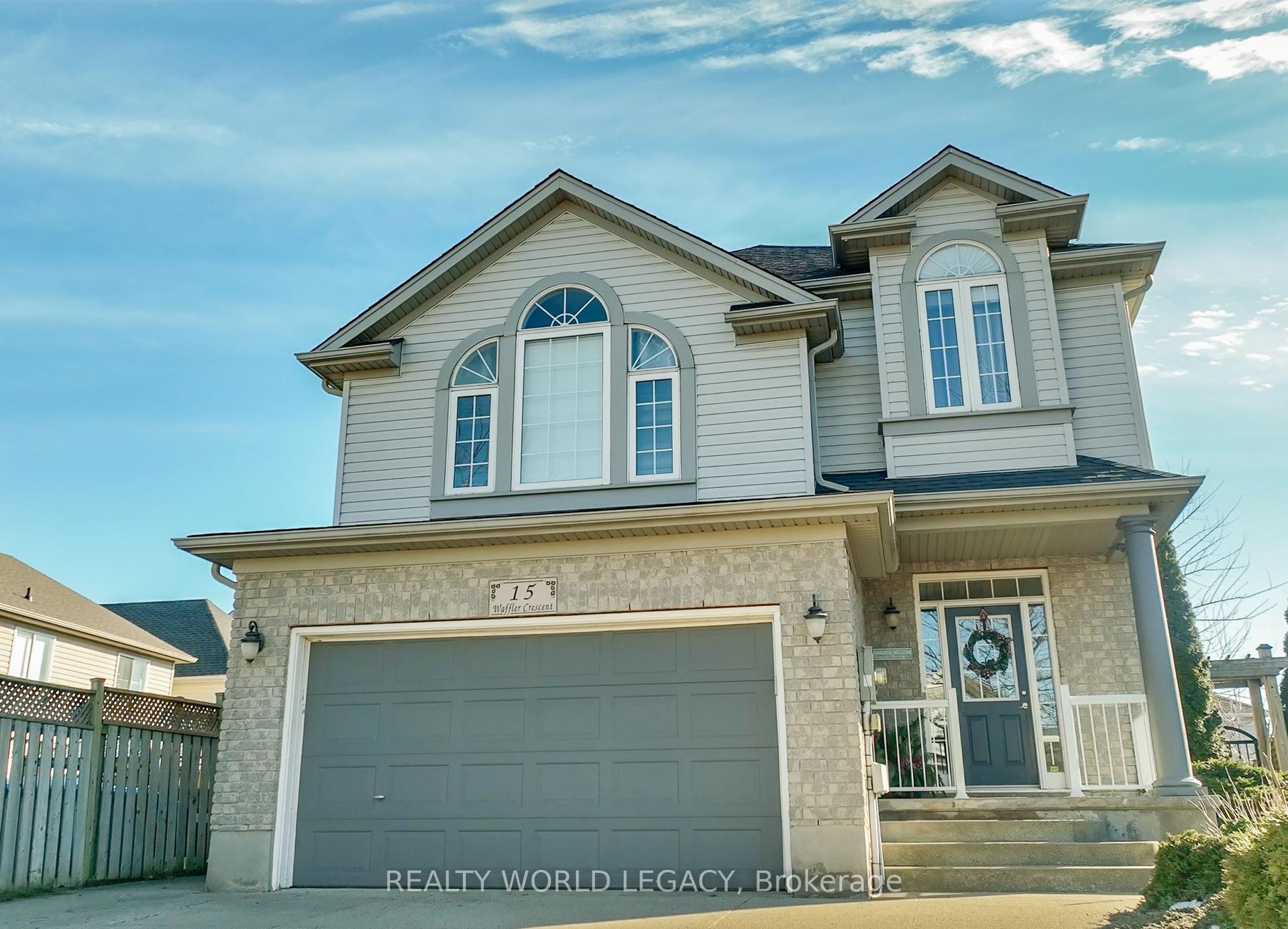 15 Waffler Crescent — photo 1