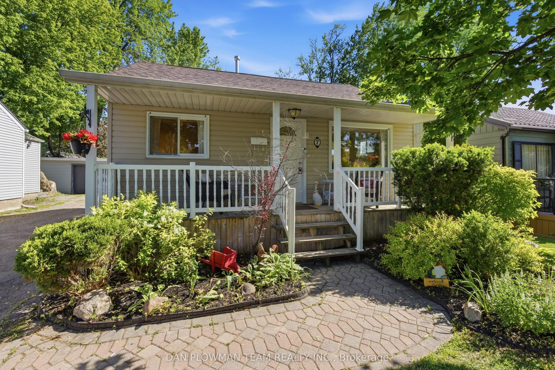 7 Beech Street — photo 1