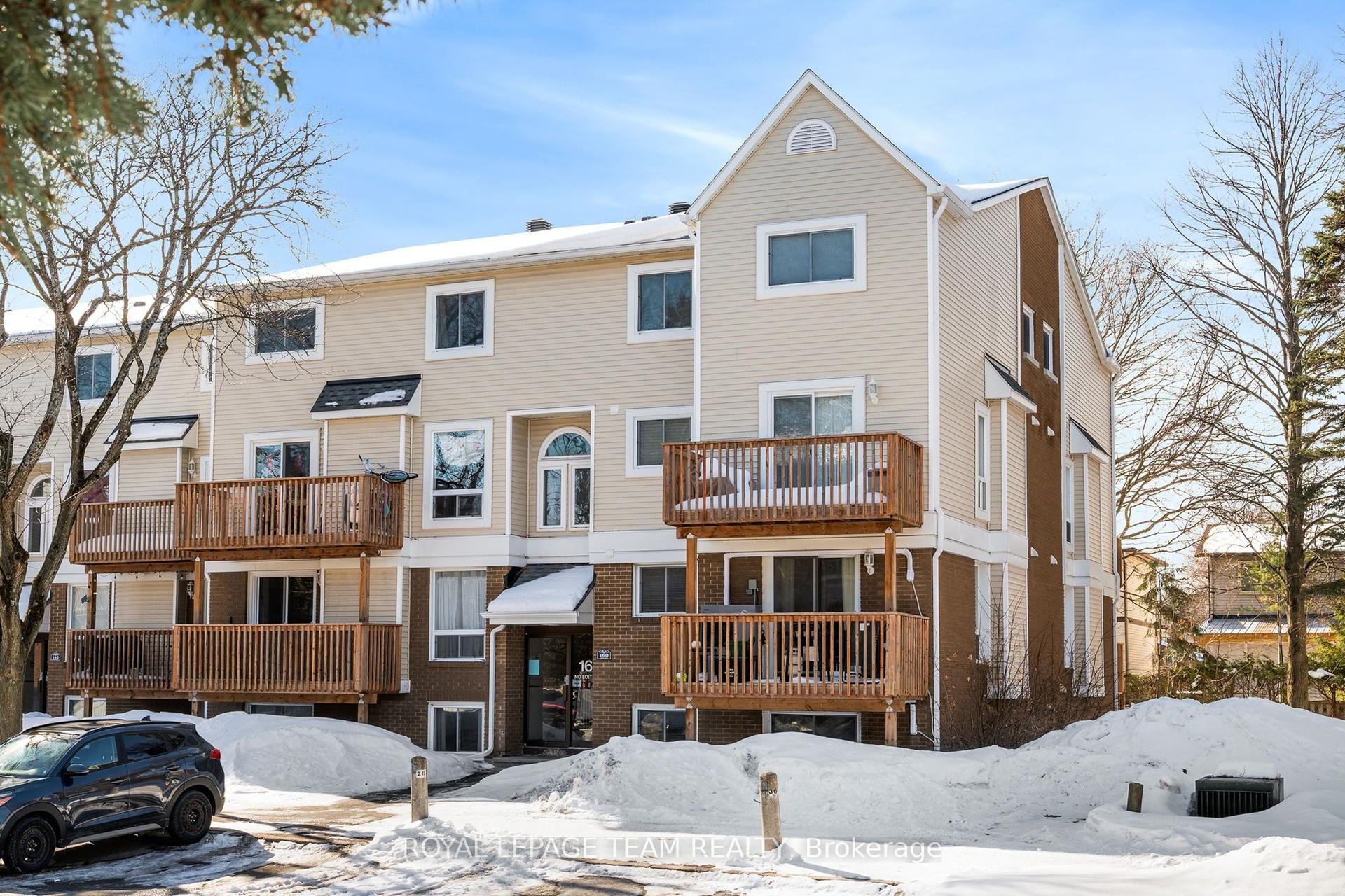 160 Fenerty Court 4 #4 — photo 1