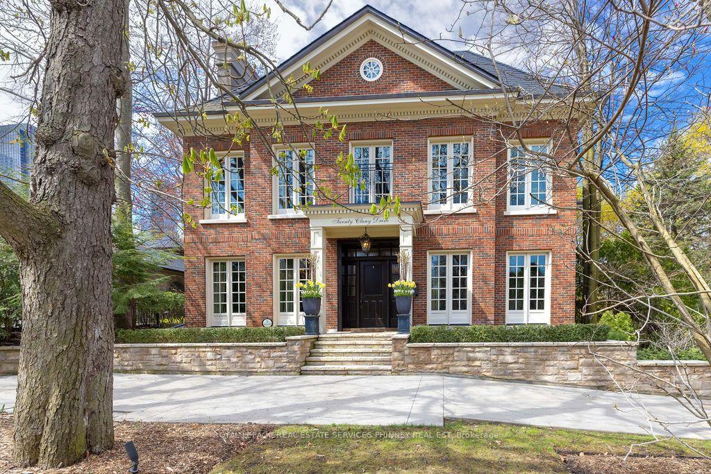 20 Cluny Drive, Toronto — Detached for sale, photo 1