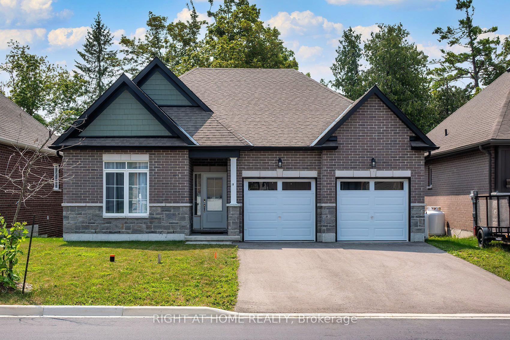 19 Hillcroft Way, Kawartha Lakes — Detached for sale, photo 1