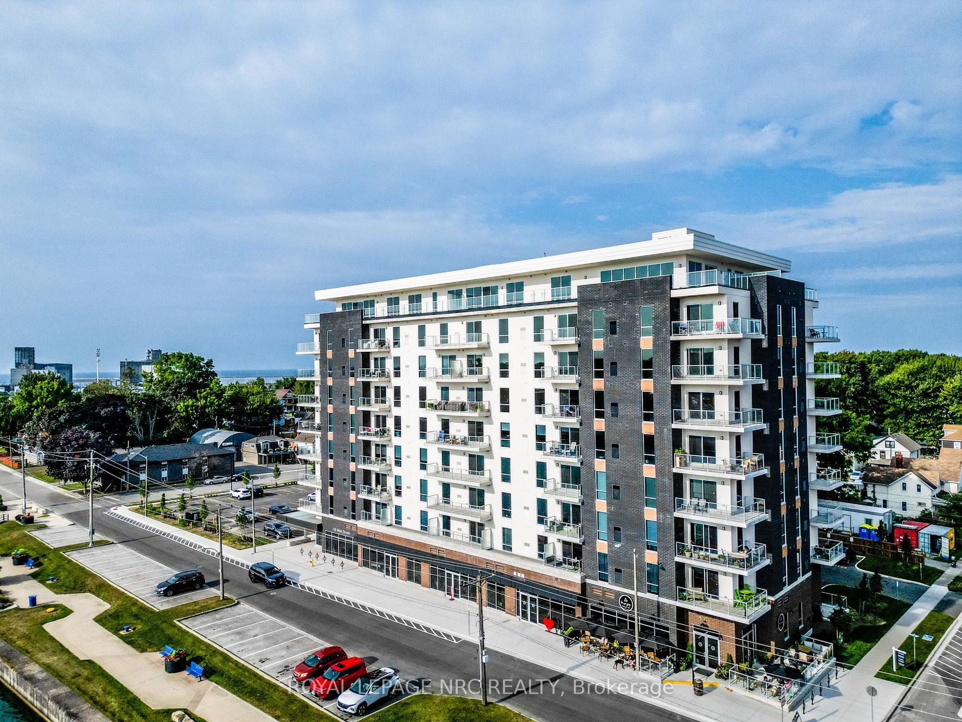 118 West Street 204 #204 — photo 1