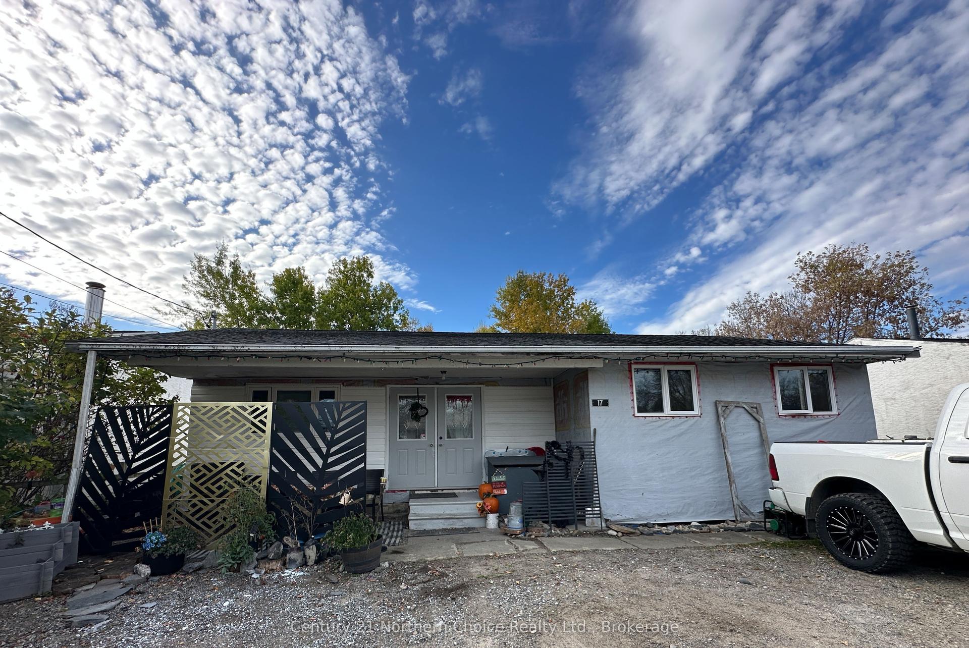 17 Poplar Avenue, Ear Falls — Detached for sale, photo 1
