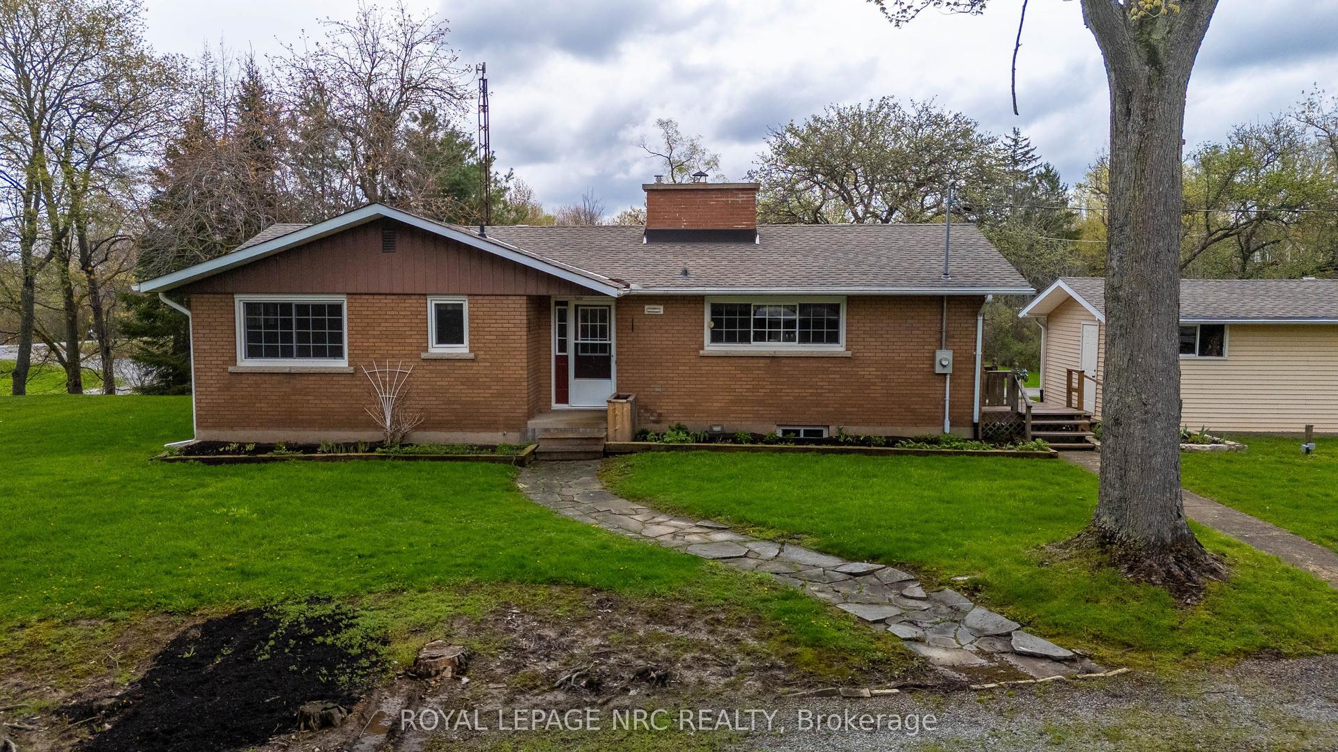 53 Pearson Road — photo 1