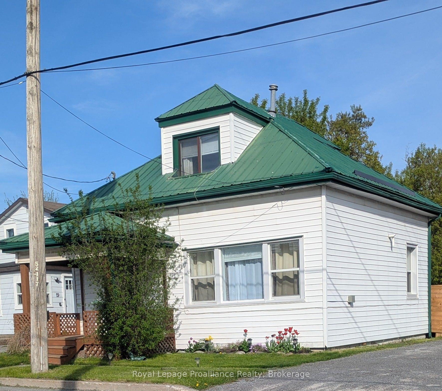 17 Meyers Street — photo 1