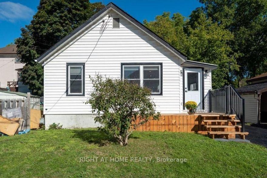 48 Ridley Street E, Belleville — Detached for lease, photo 1