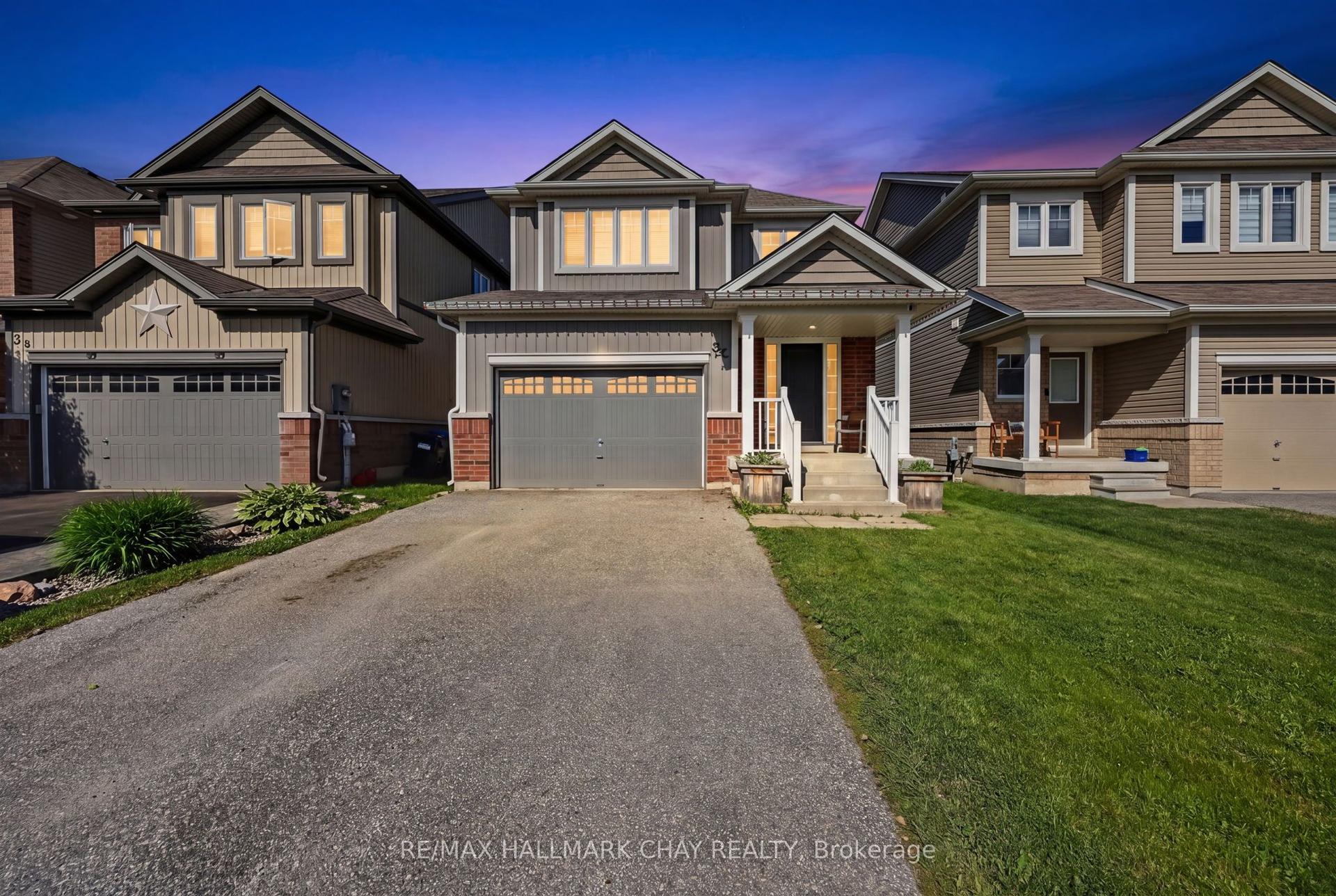 32 Jones Street — photo 1