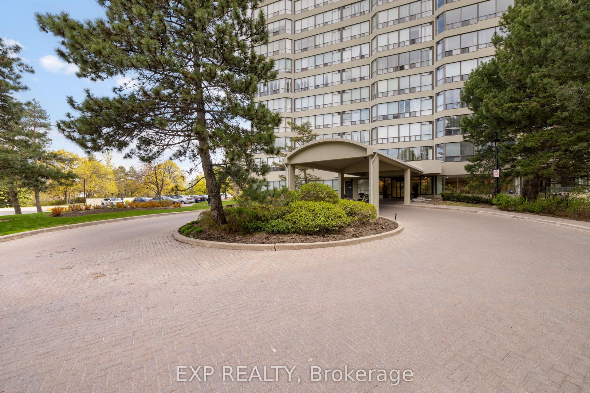 22 Hanover Road 1710 #1710 — photo 1