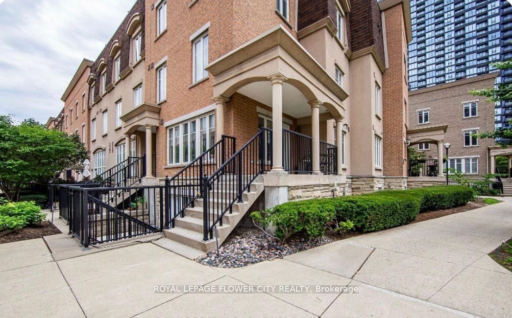 34 Western Battery Road 423 #423 — photo 1