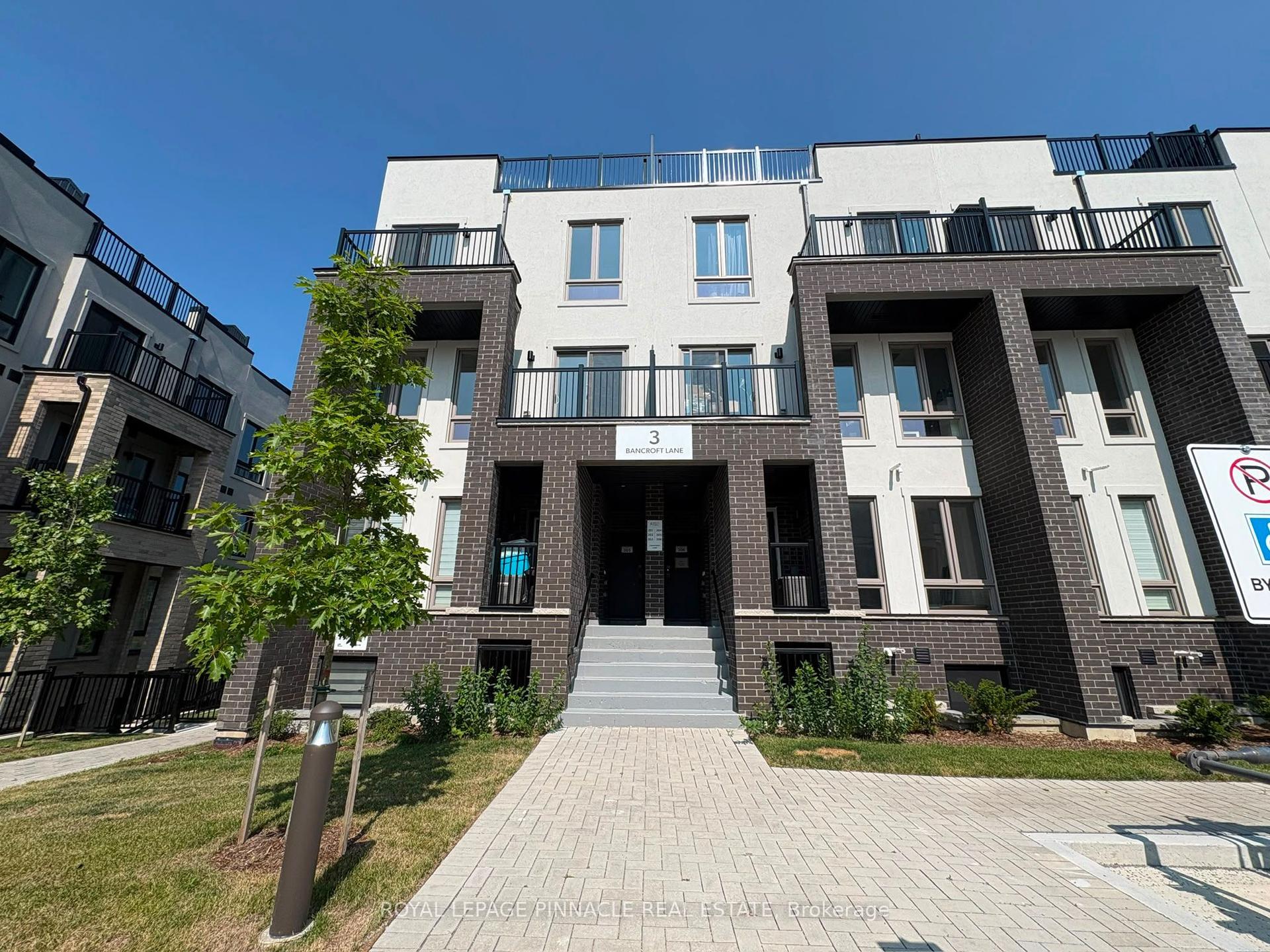 3 Bancroft Lane 202 #202, Richmond Hill — Condo Town for lease, photo 1
