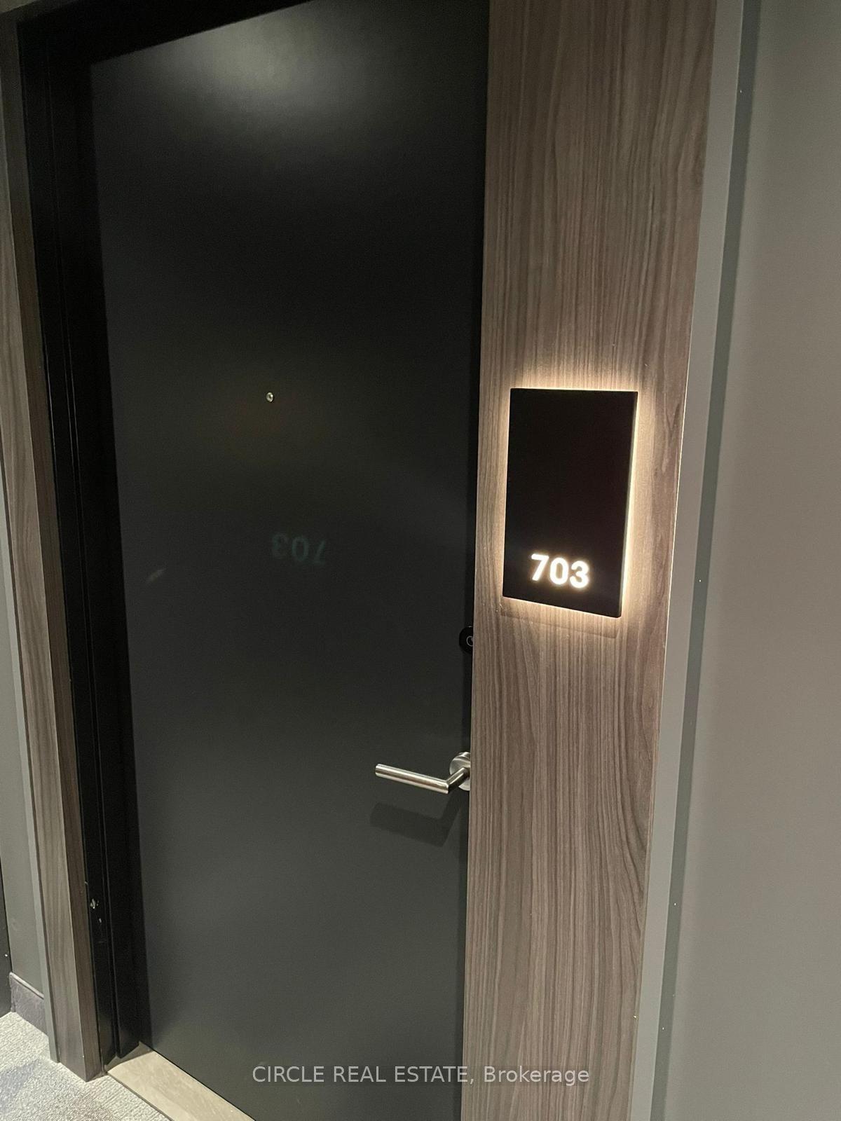 15 Wellington Street S 703 #703, Kitchener — Condo for lease, photo 1
