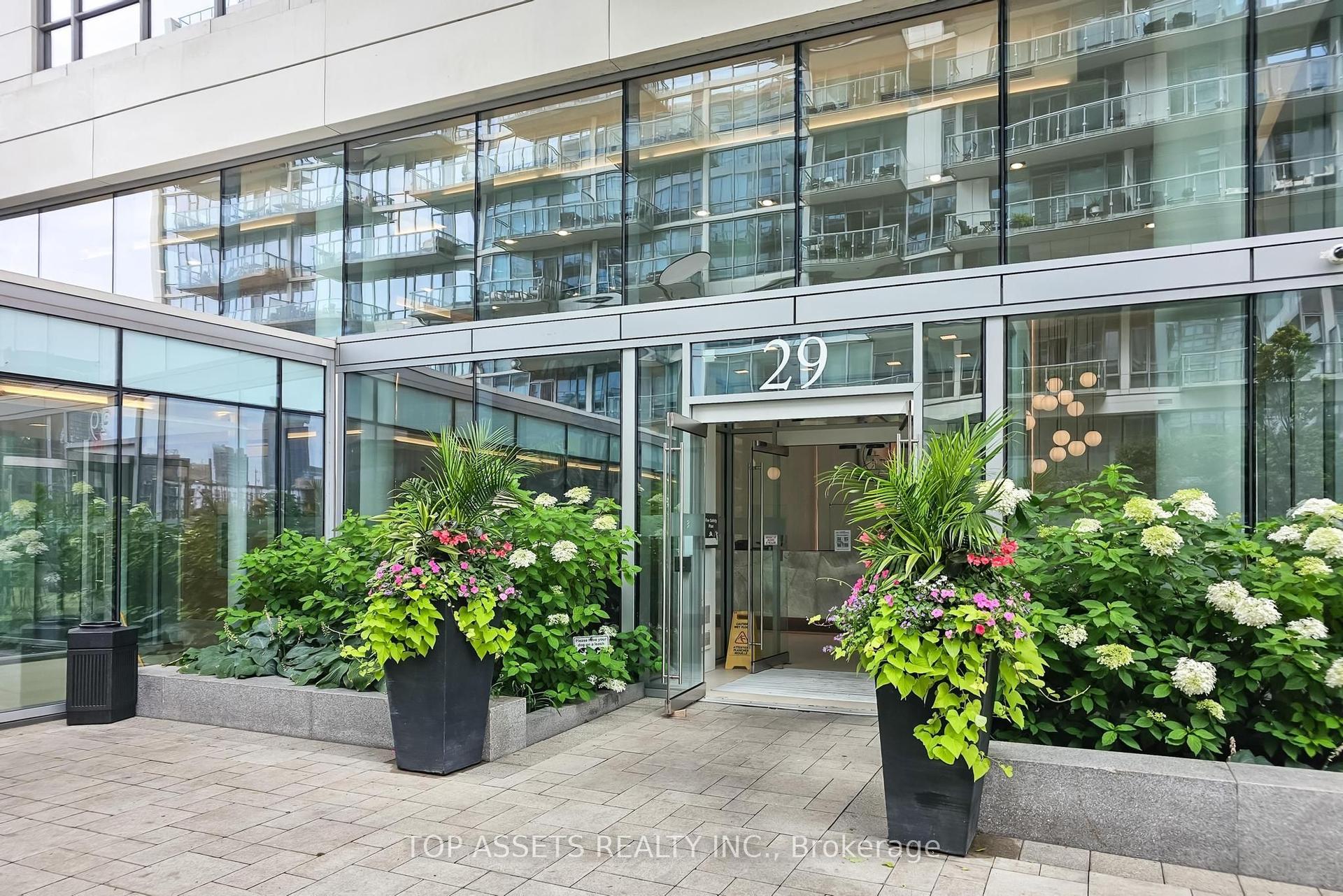 29 Queens Quay E 919 #919, Toronto — Condo for lease, photo 1