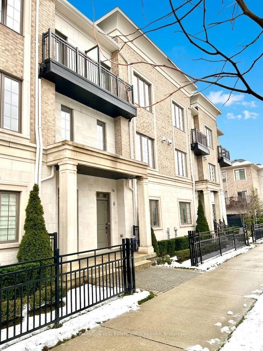 6 Mildred Temple Way — photo 1