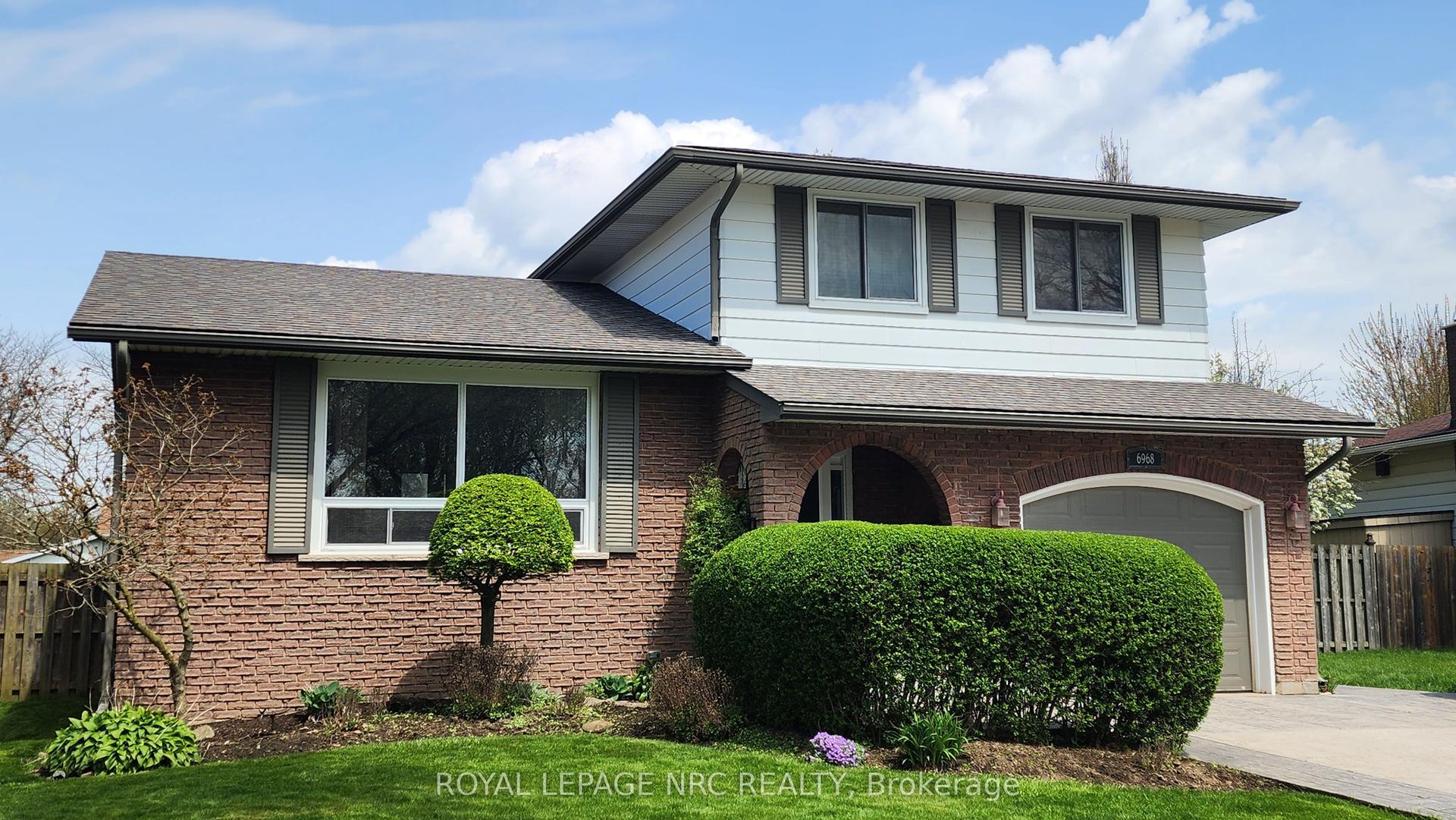 6968 BRIAN Crescent — photo 1