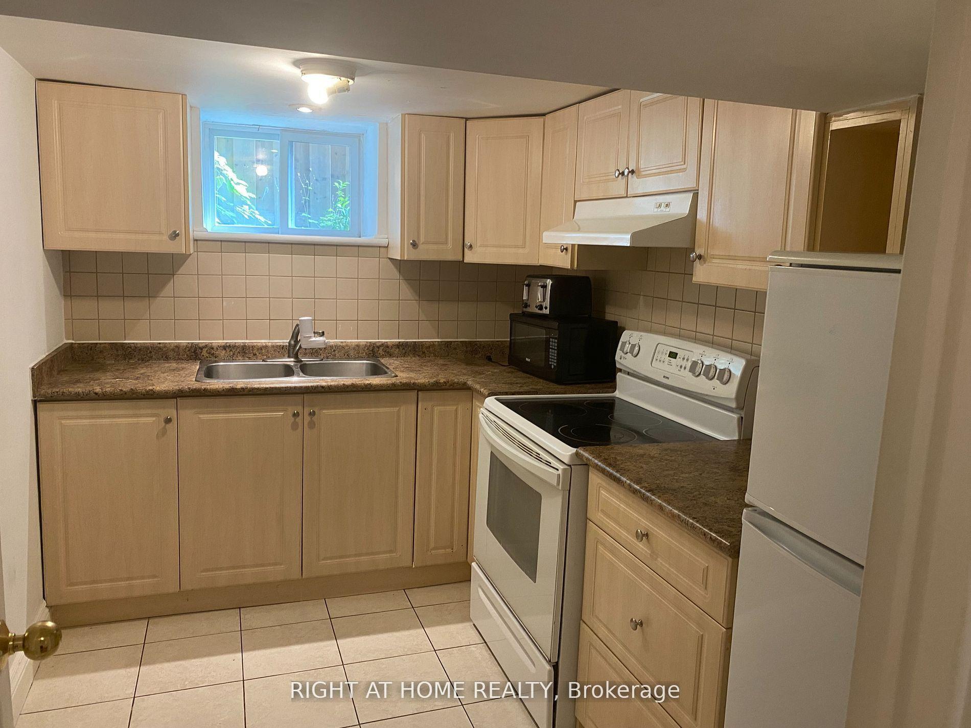 36 Newton Drive BASEMENT #BASEMENT, Toronto — Detached for lease, photo 1