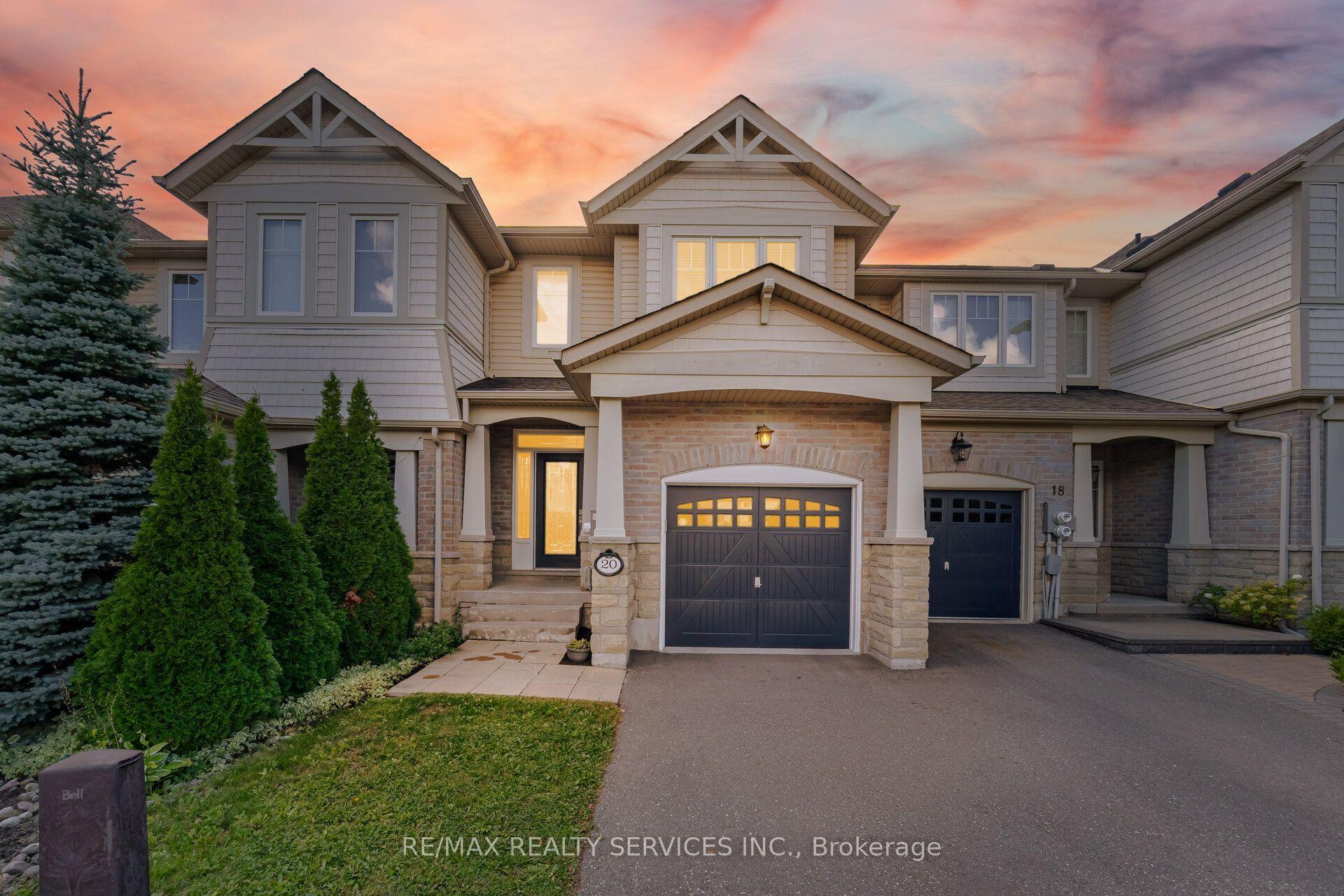 20 Cedarcrest Street, Caledon — Townhouse for sale, photo 1