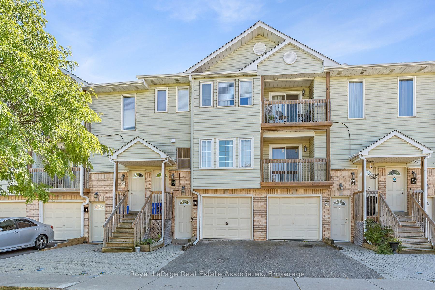 30 Stewart Maclaren Road, Halton Hills — Condo Town for sale, photo 1