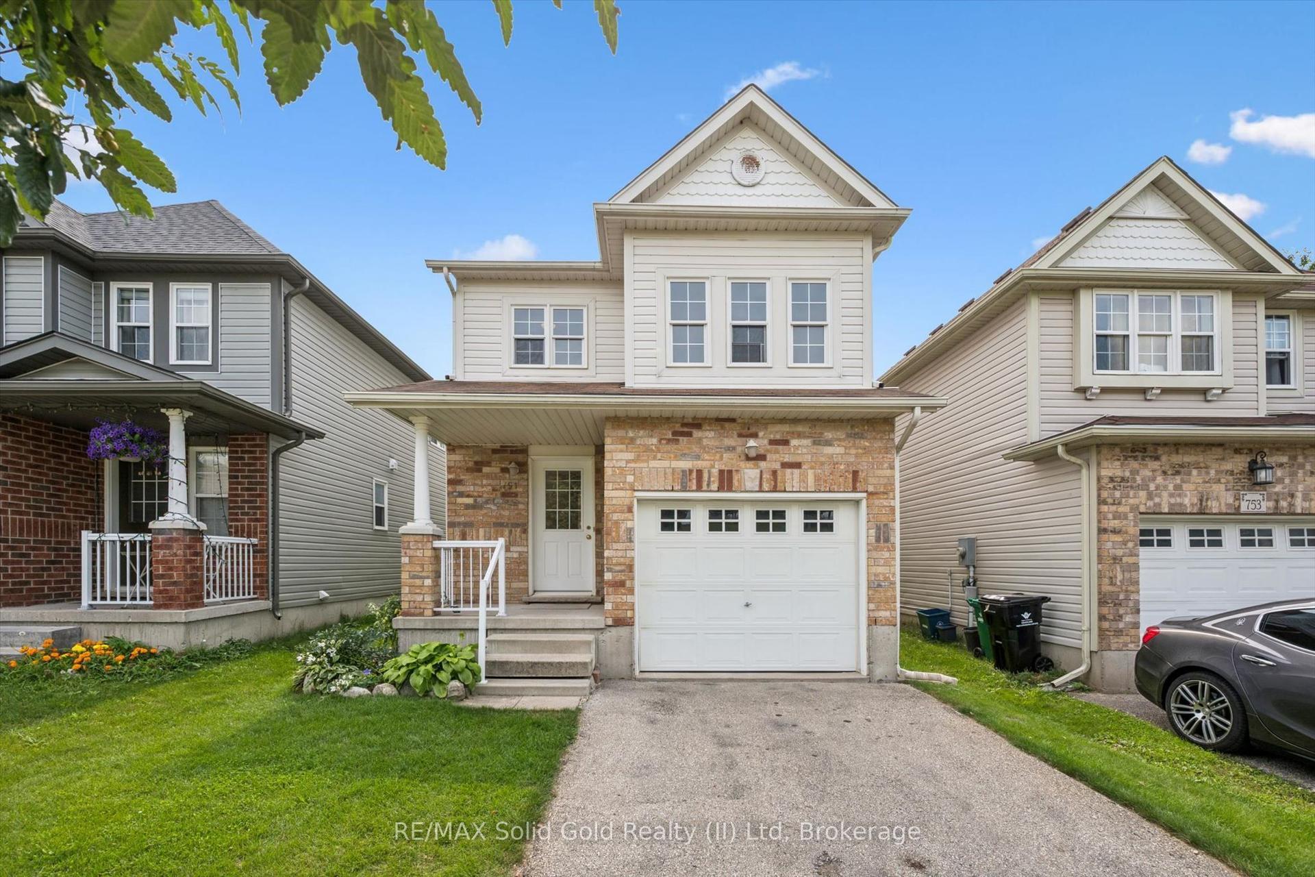 751 Laurelwood Drive, Waterloo — Detached for sale, photo 1