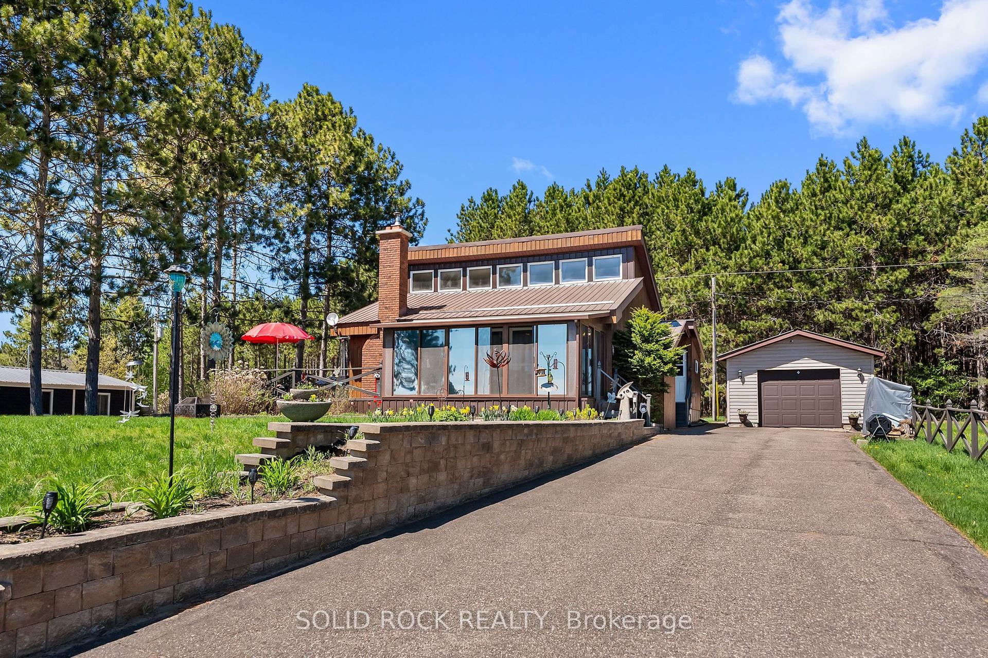 1111 Lake Clear Road, Bonnechere Valley — Detached for sale, photo 1