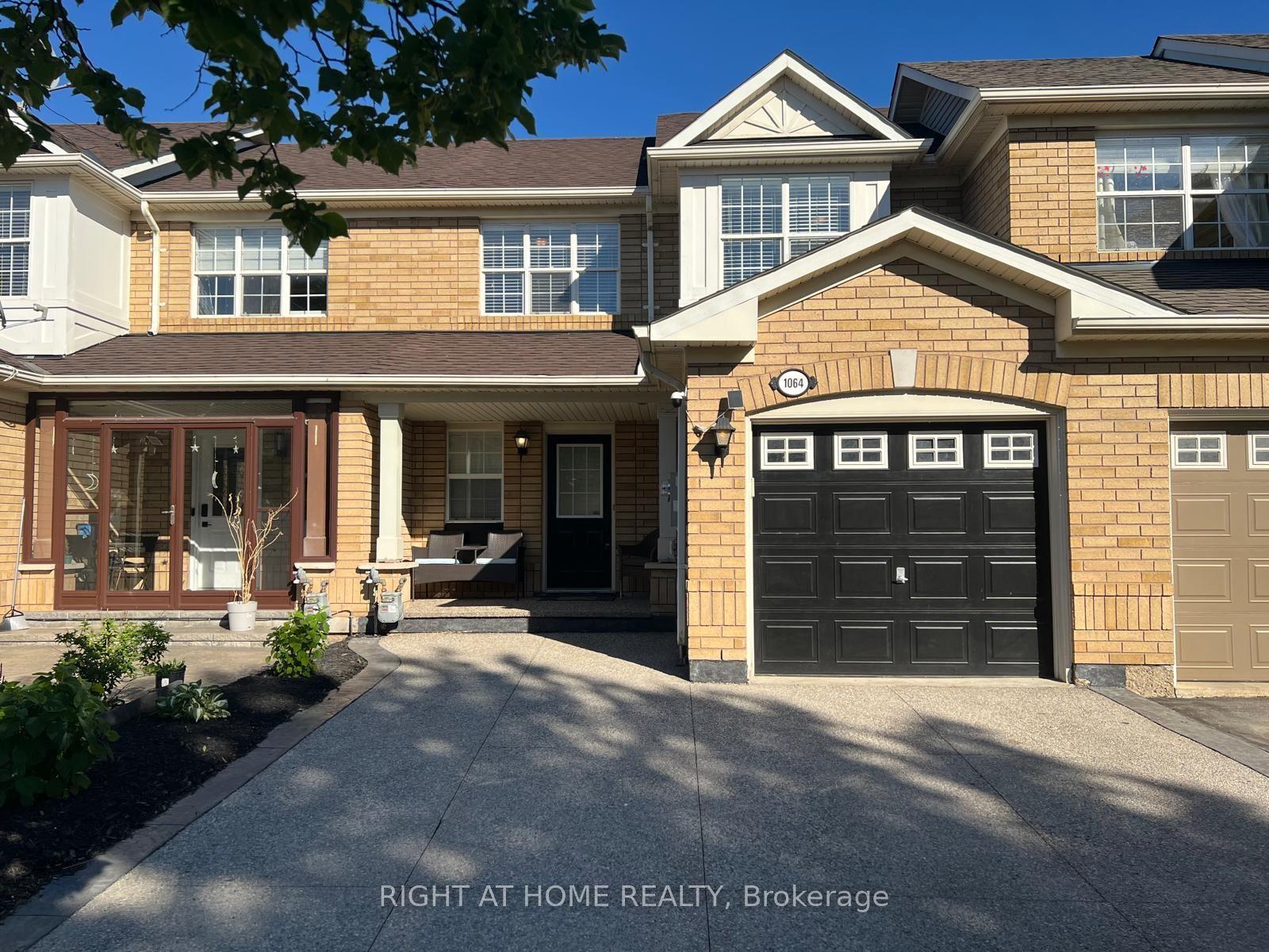 1064 BARCLAY Circle — photo 1