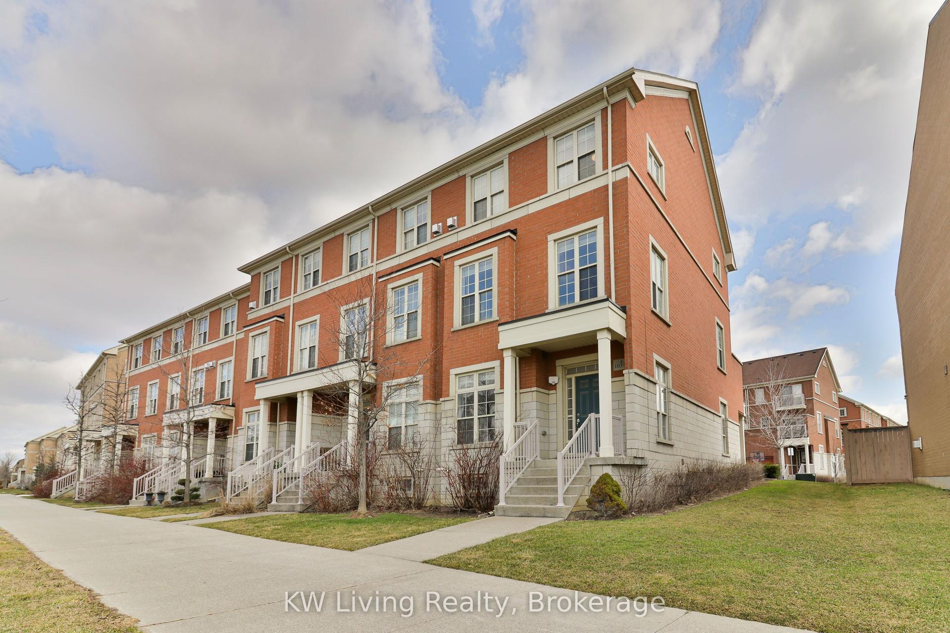 10373 Woodbine Avenue — photo 1