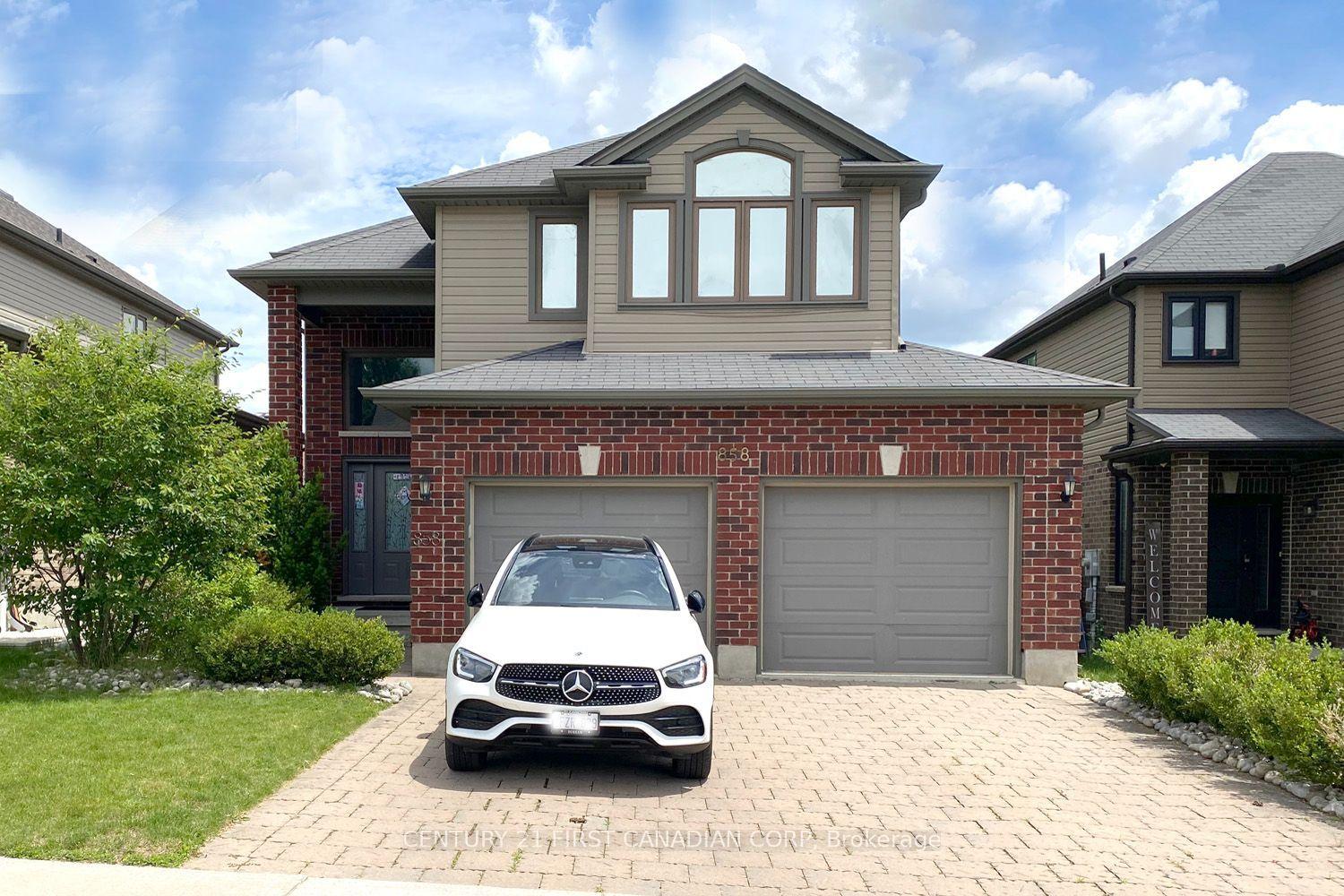 858 Roulston Street, London North — Detached for lease, photo 1