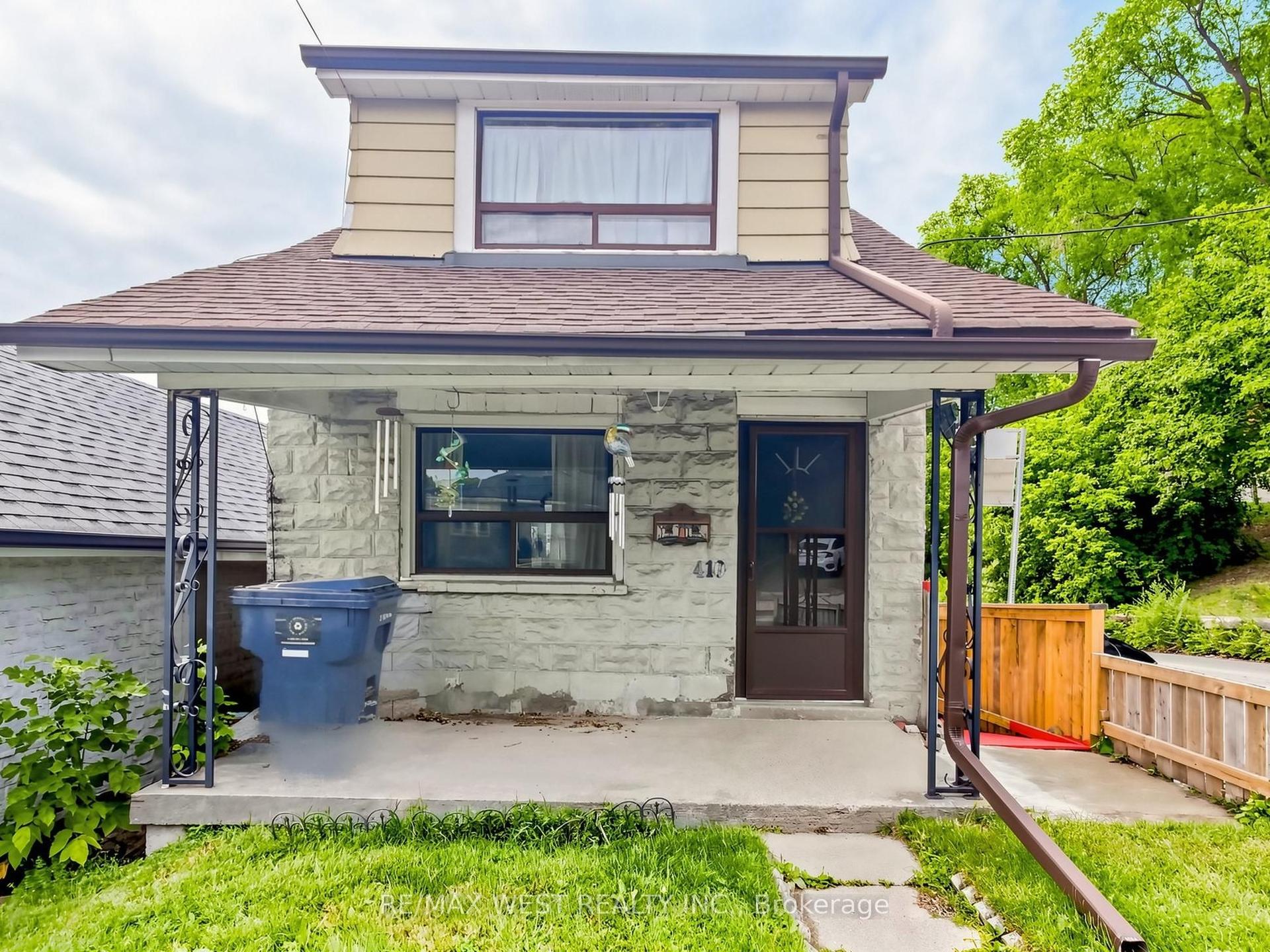 410 Silverthorn Avenue, Toronto — Detached for sale, photo 1