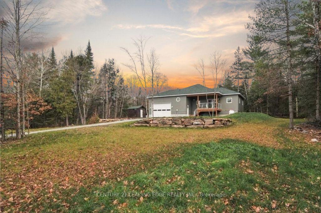 29 Edwina Drive — photo 1