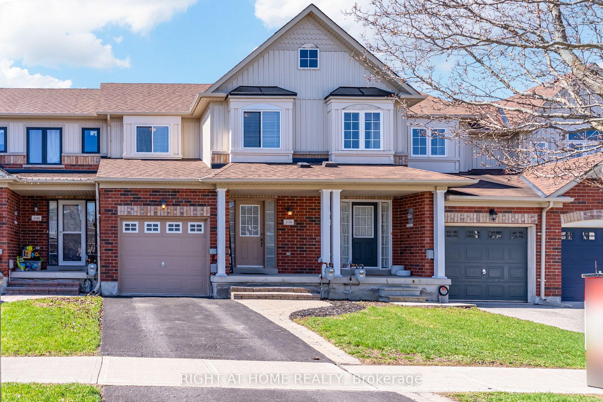 105 Hammill Heights, East Gwillimbury — Townhouse for sale, photo 1