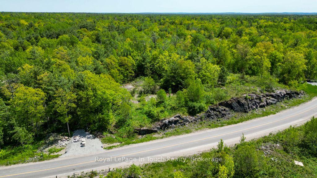 446 South Bay Road — photo 1