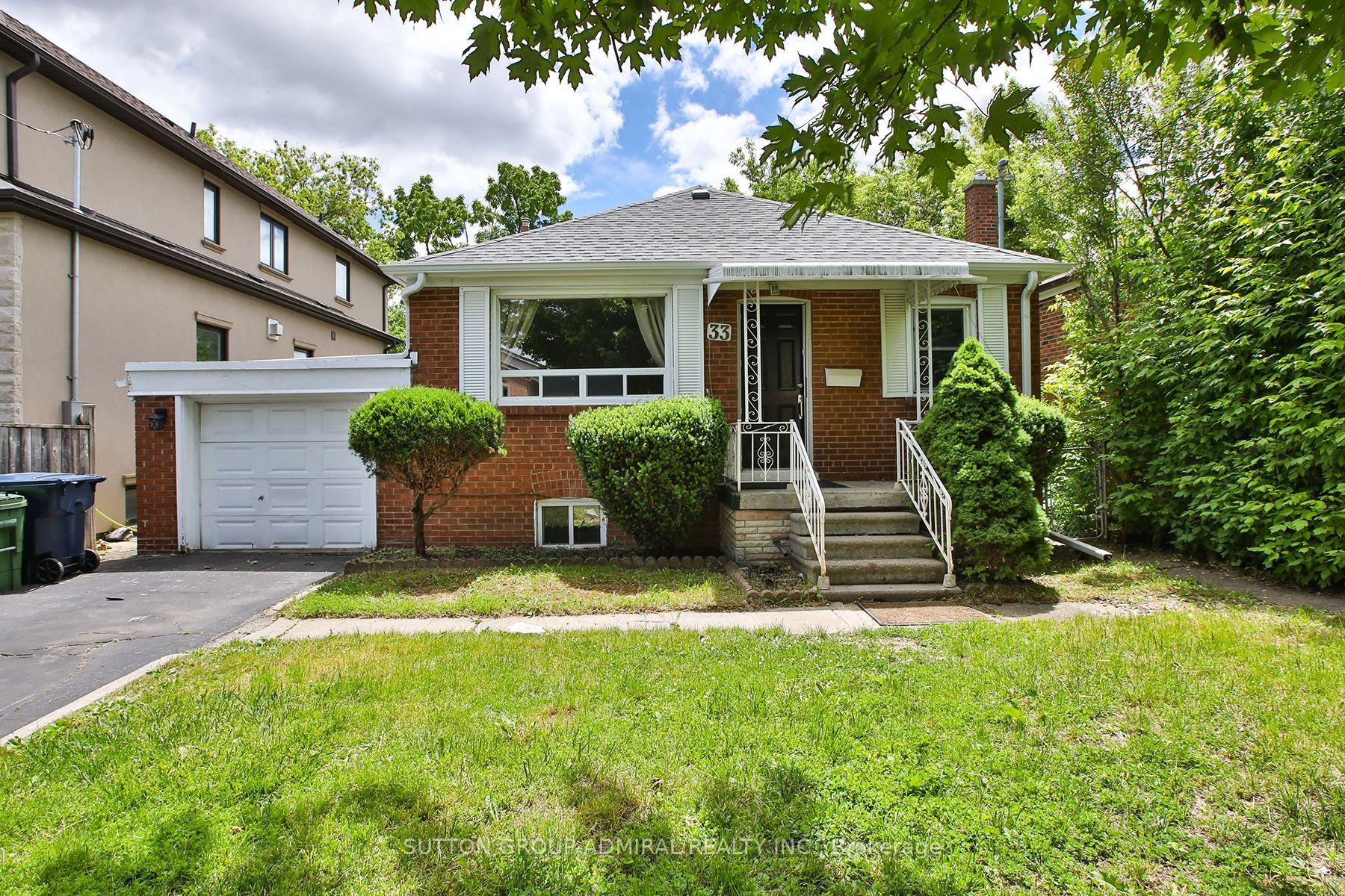 33 Regina Avenue — photo 1