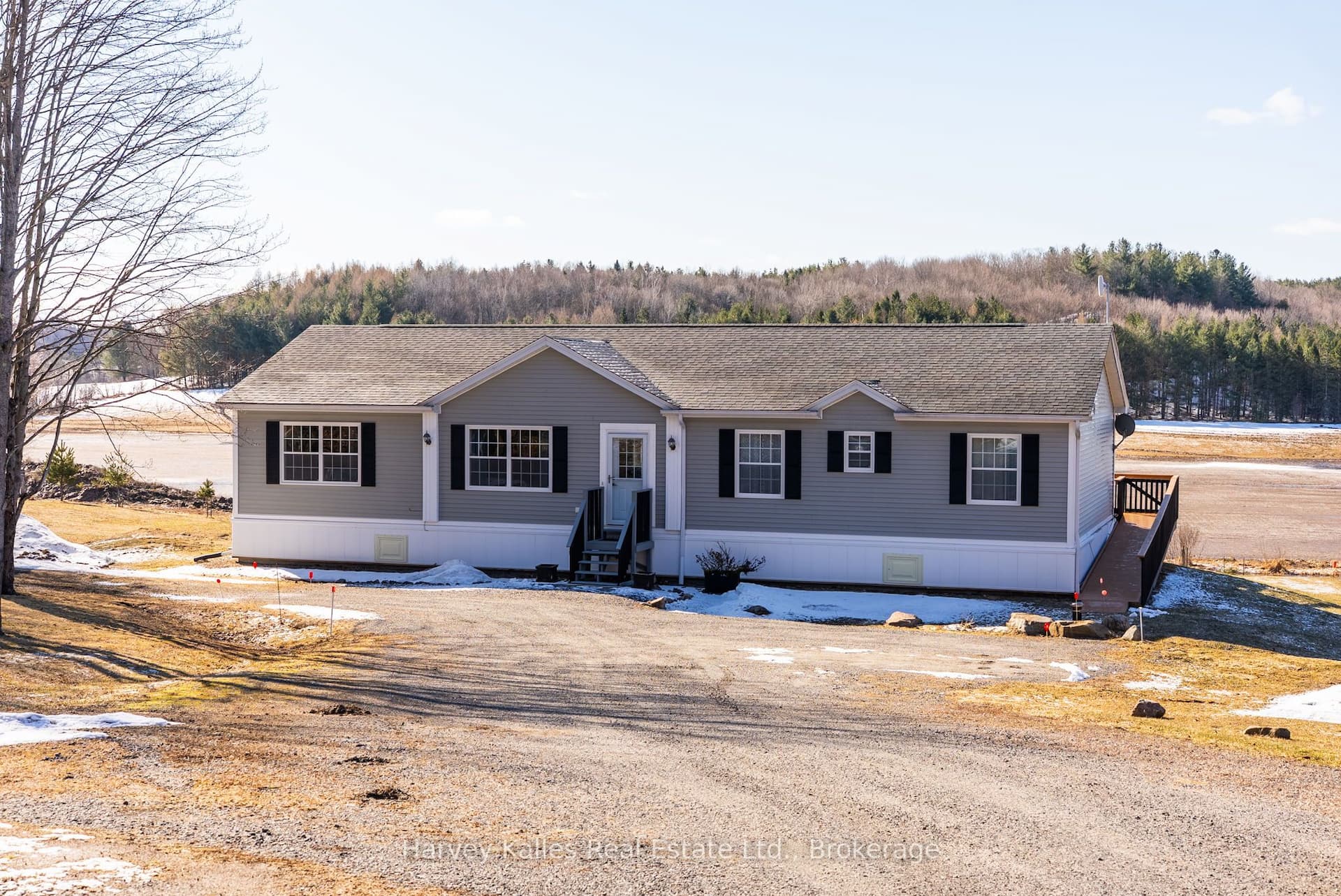 1120 Shea Road — photo 1