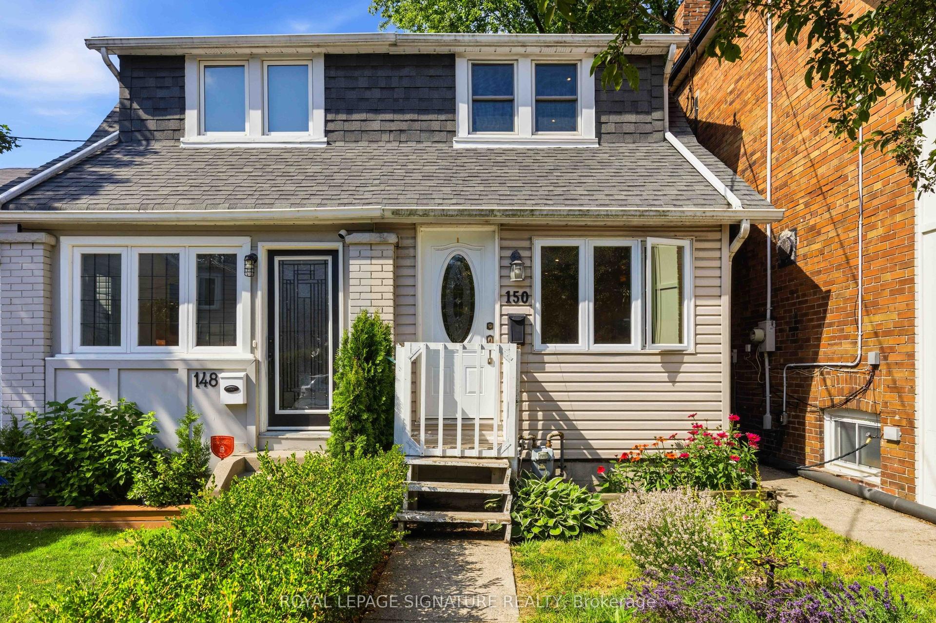 150 Elmer Avenue, Toronto — Semi-Detached for lease, photo 1