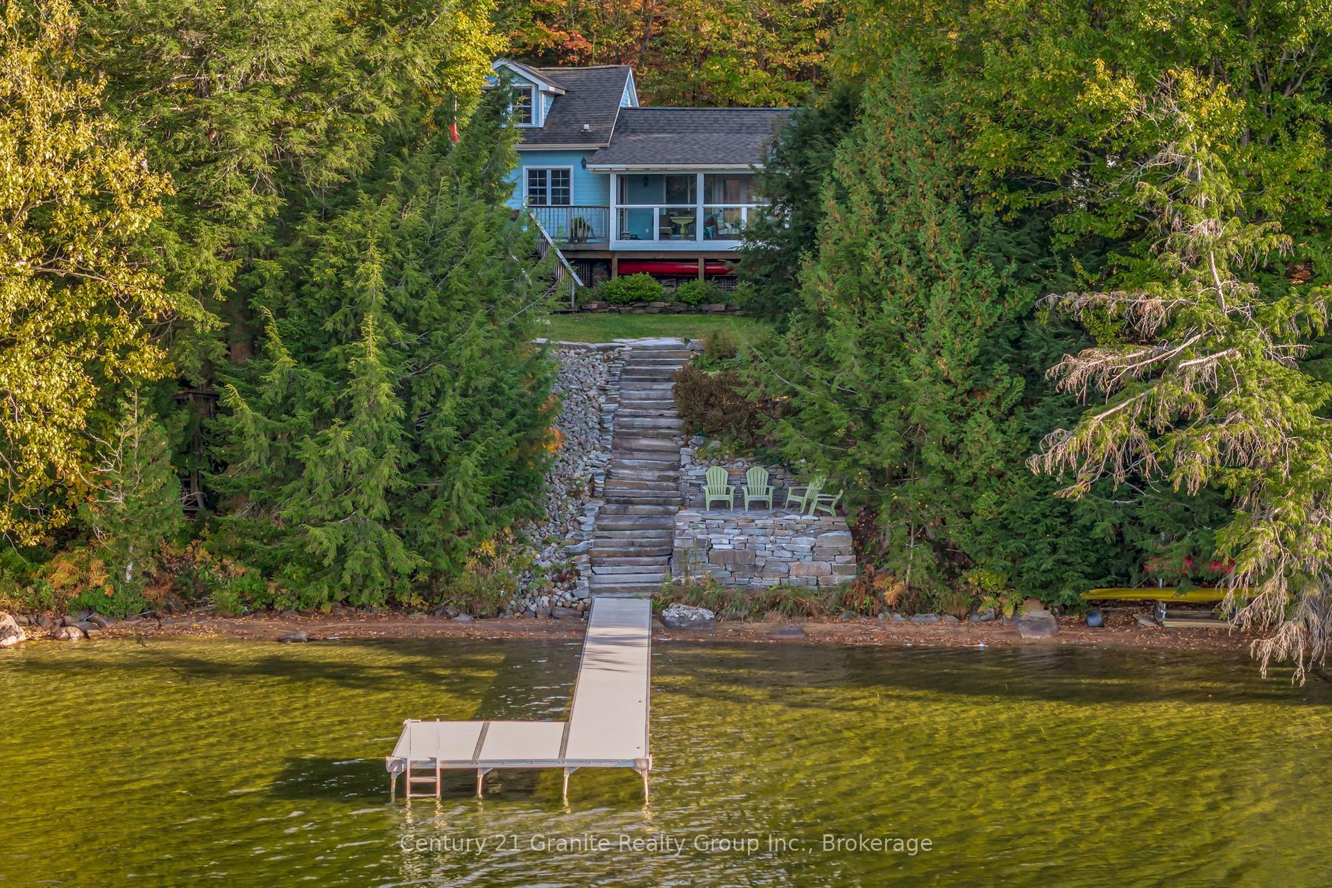 1050 Whiskey Jack Lane — photo 1