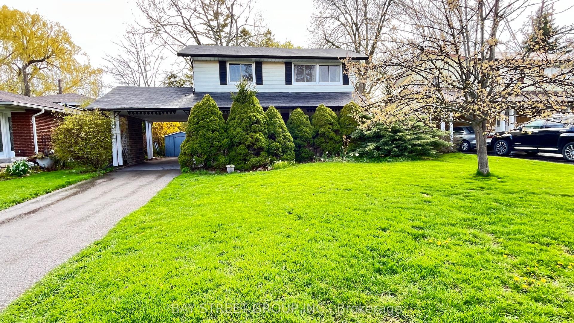 153 Simpson Road — photo 1