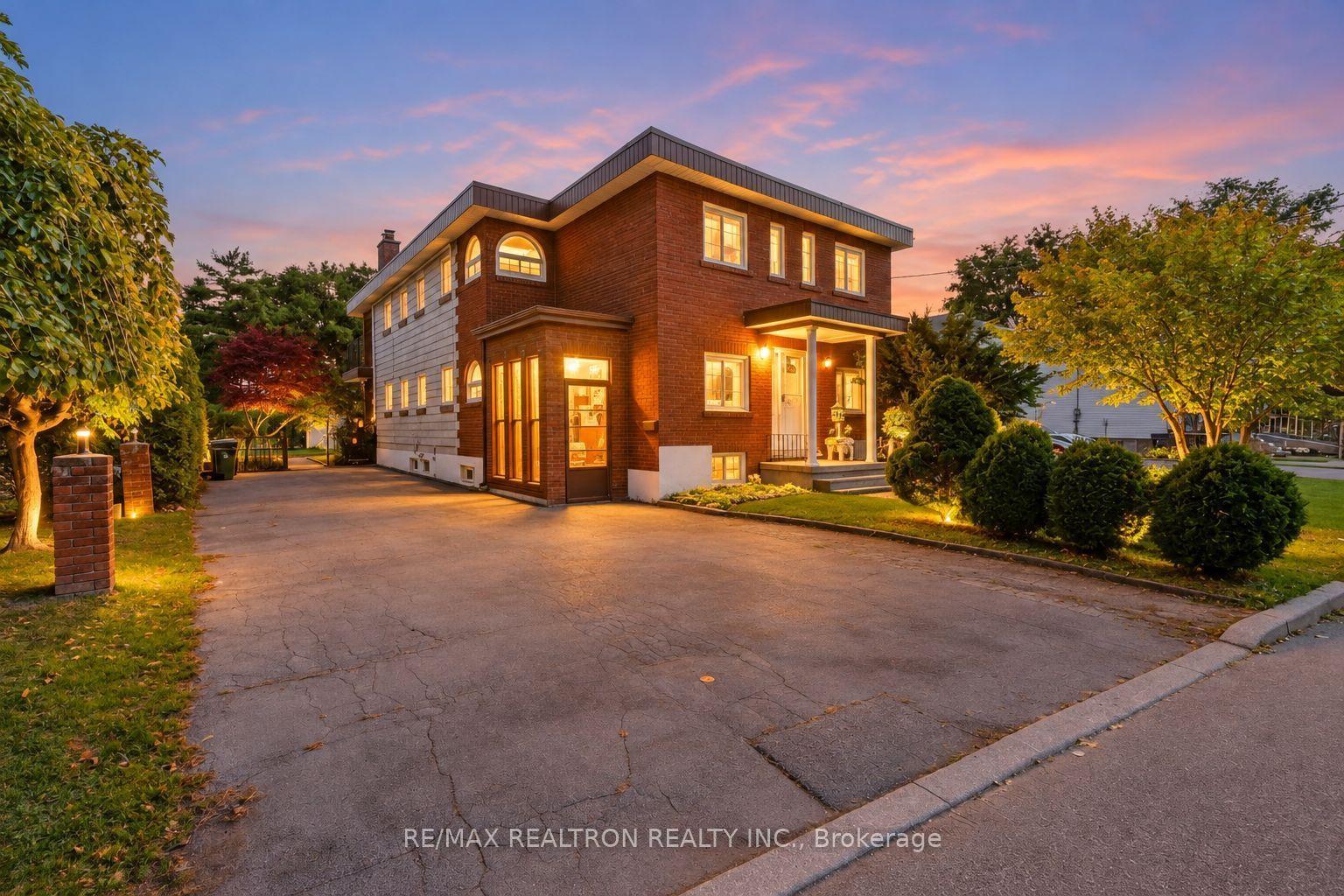 77 Chiswick Avenue, Toronto — Detached for sale, photo 1