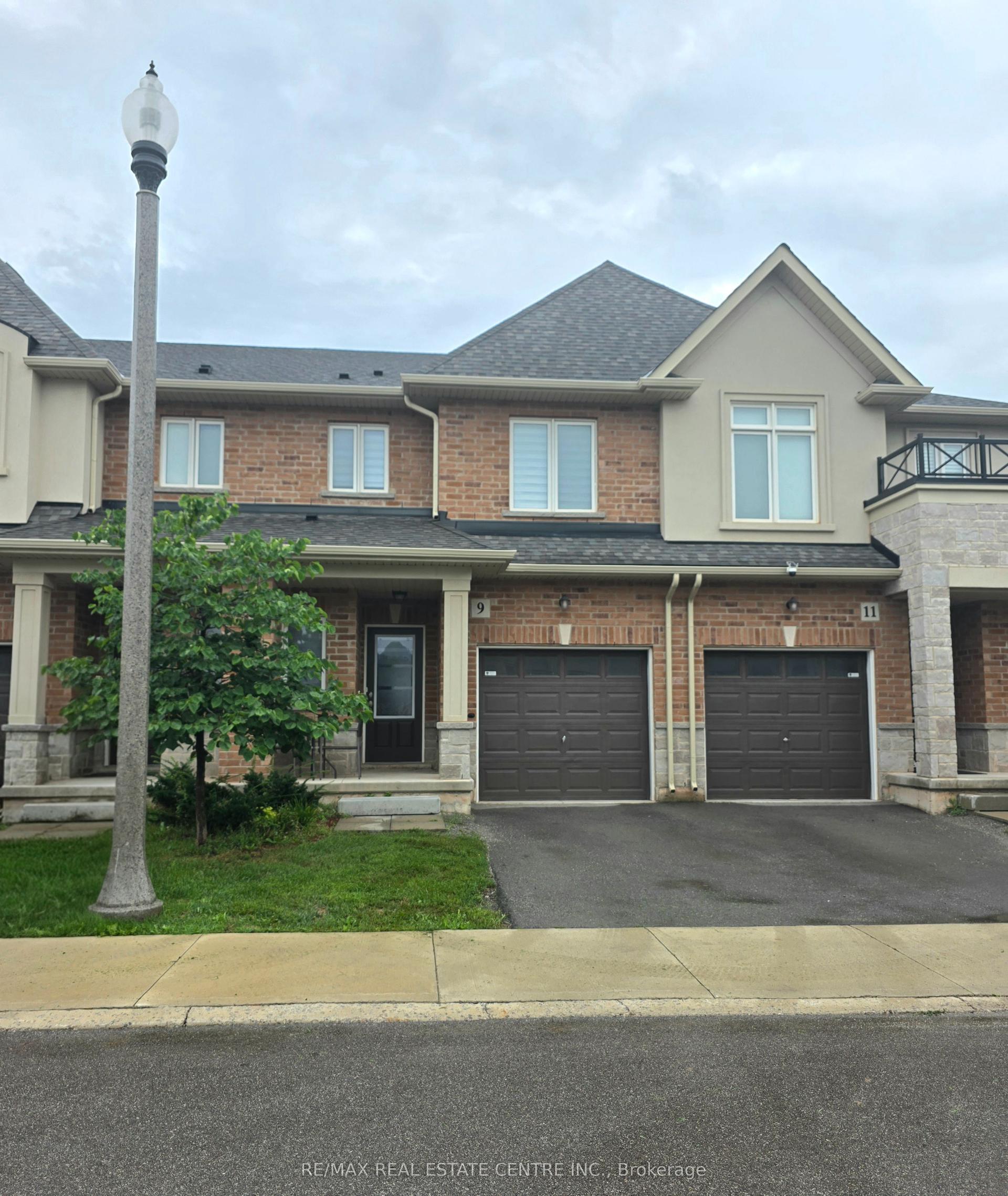 9 Arietta Lane 16 #16, Hamilton — Condo Town for lease, photo 1