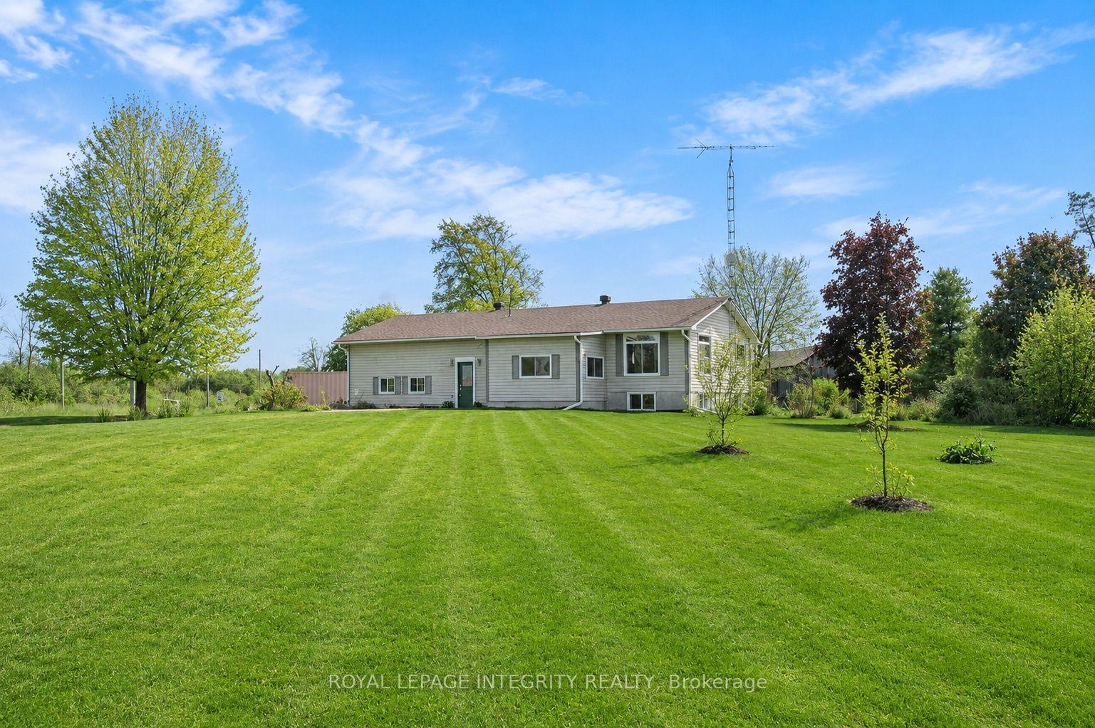677 Bowes Side Road, Tay Valley — Detached for sale, photo 1