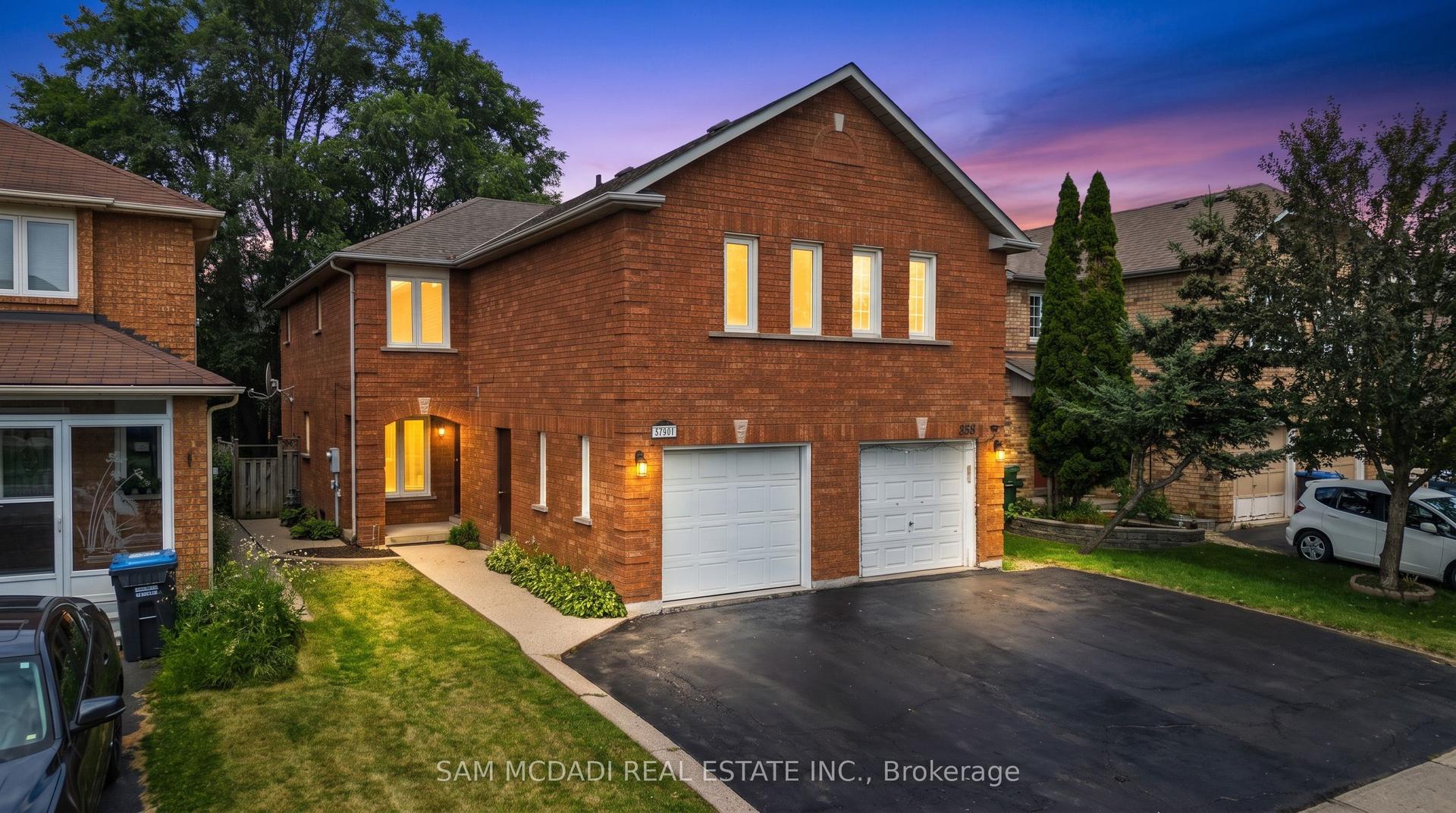 3847 Densbury Drive, Mississauga — Semi-Detached for sale, photo 1