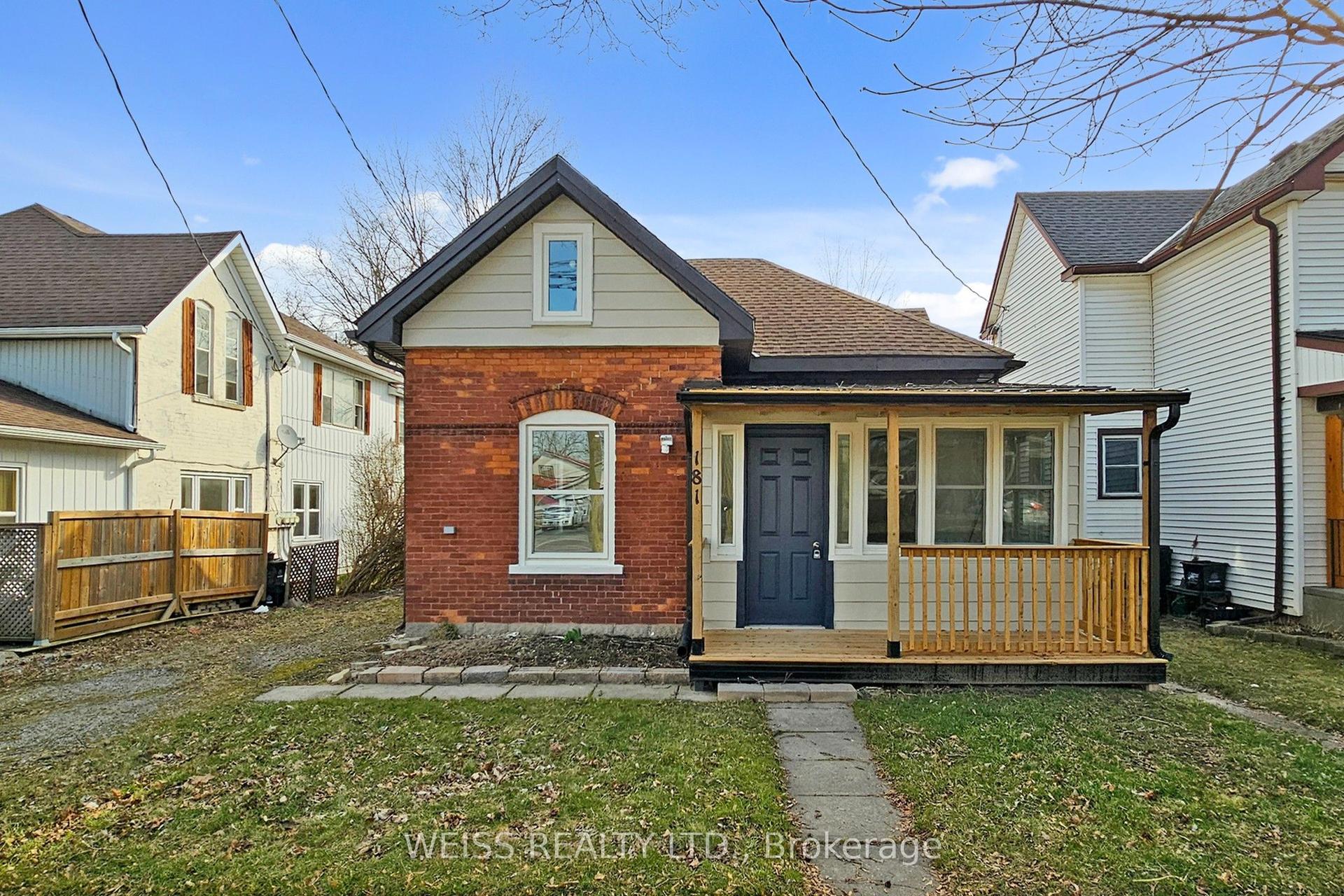181 Talbot Street N — photo 1