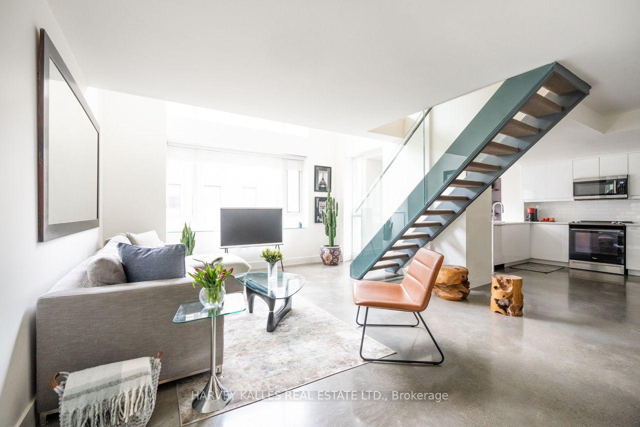 80 Cumberland Street 1103 #1103, Toronto — Condo for lease, photo 1