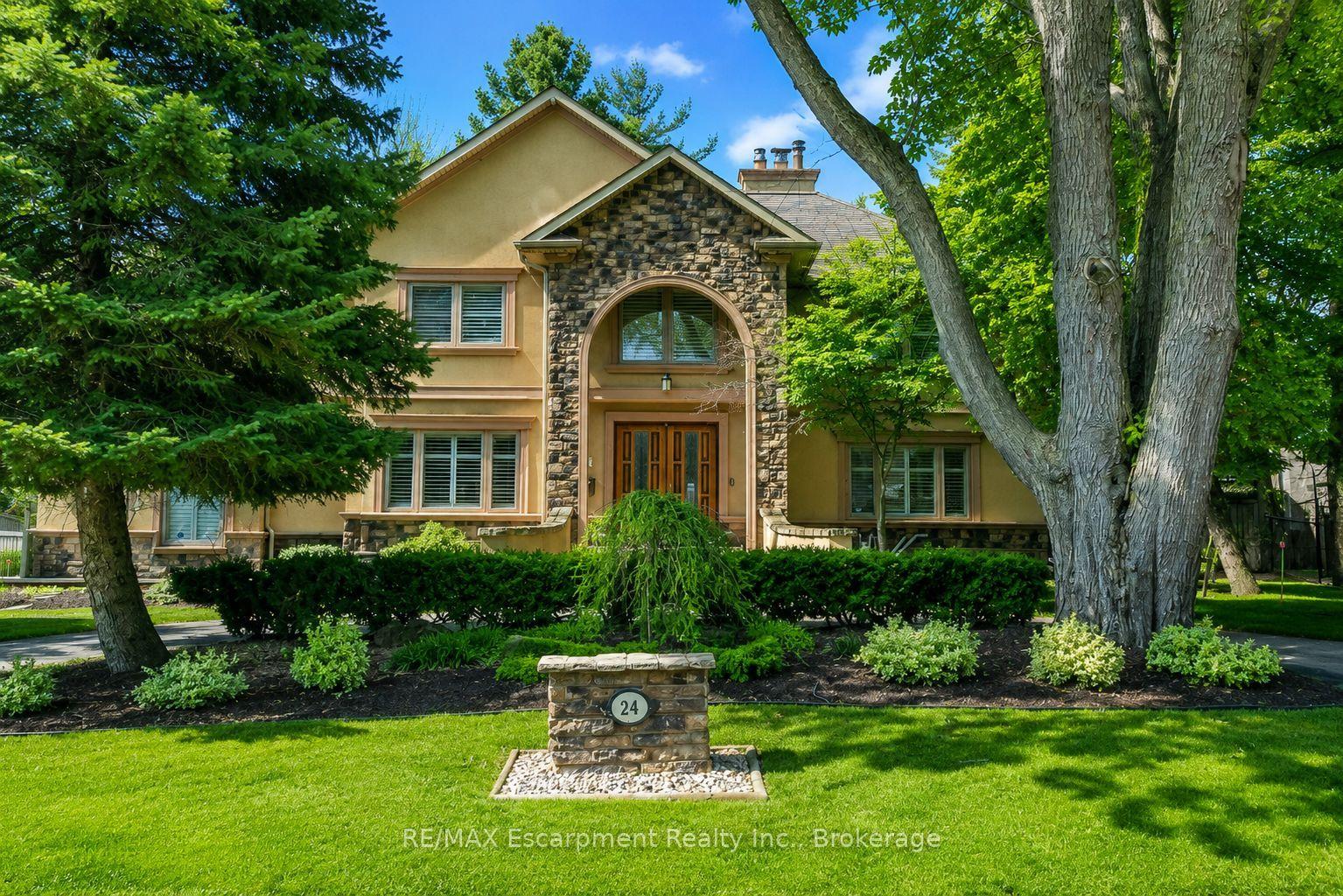 24 Birkbank Drive — photo 1