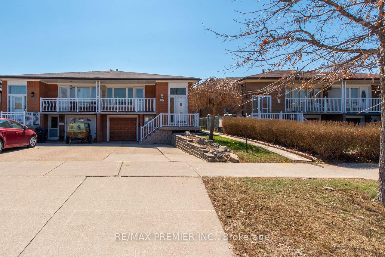 17 Cabana Drive — photo 1