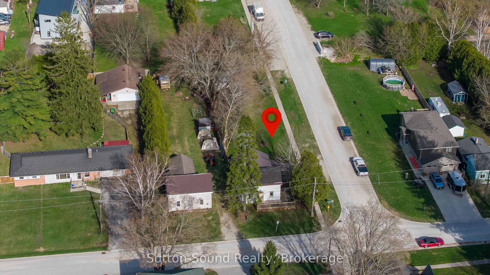 486 Elizabeth Street — photo 1