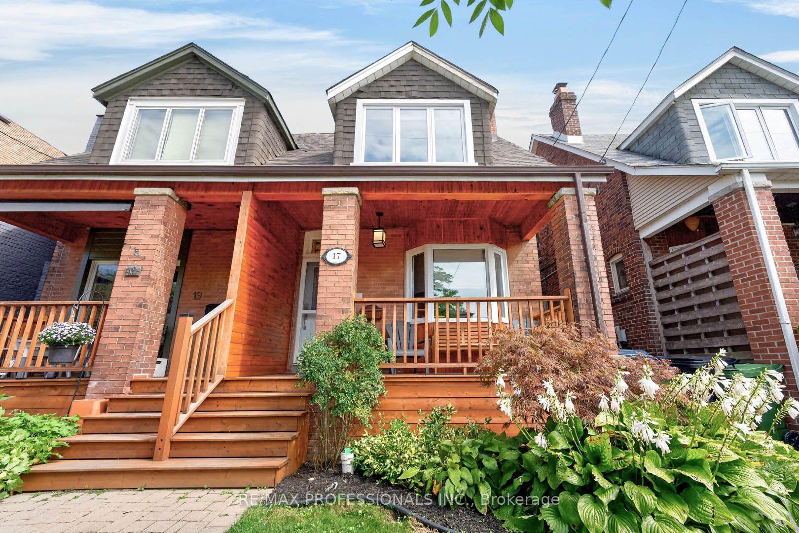17 Fifth Street, Toronto — Semi-Detached for sale, photo 1