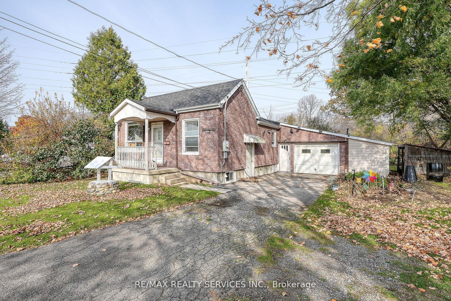 24 Norlan Avenue — photo 1