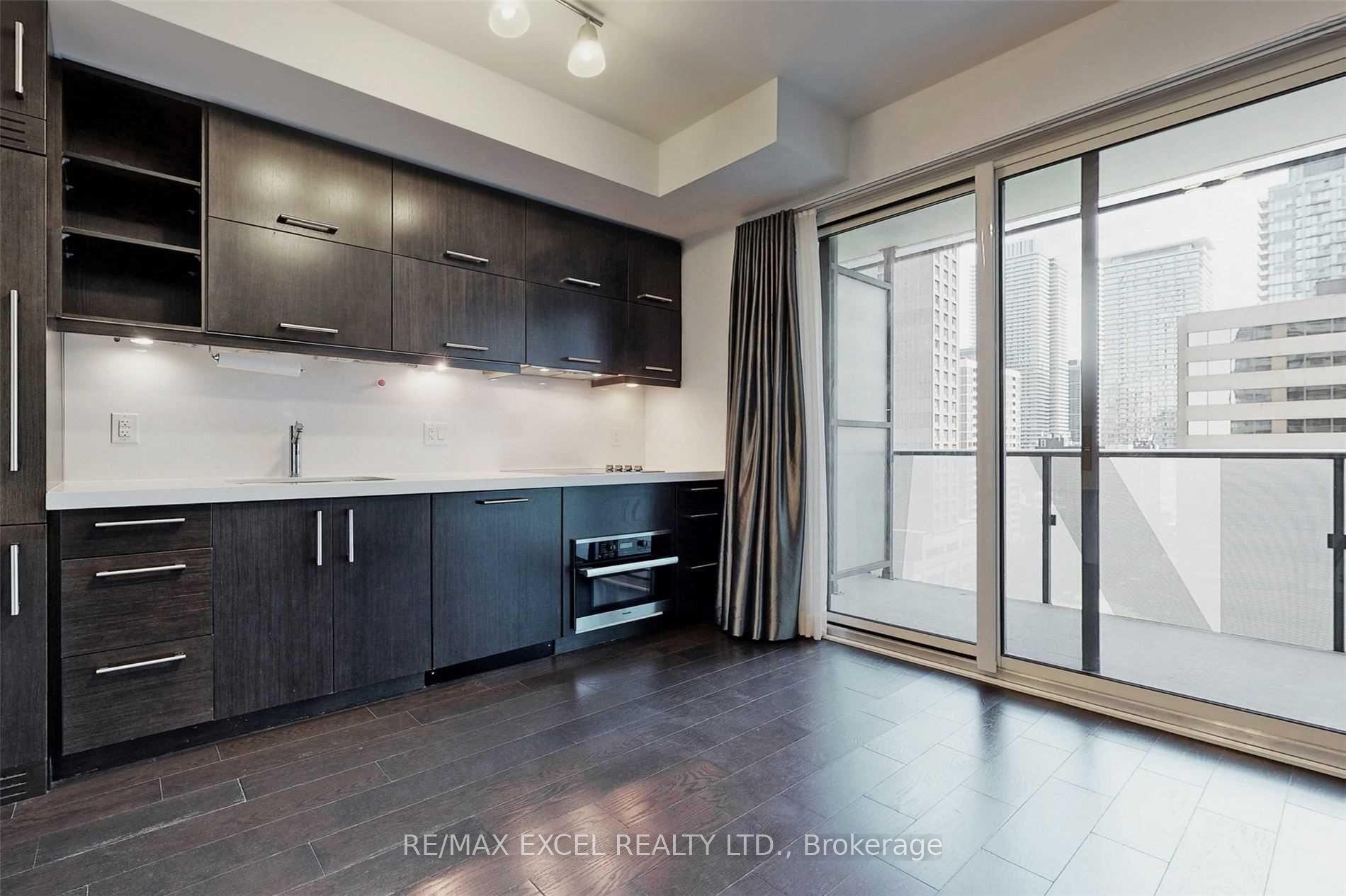 65 St Mary Street 810 #810, Toronto — Condo for sale, photo 1