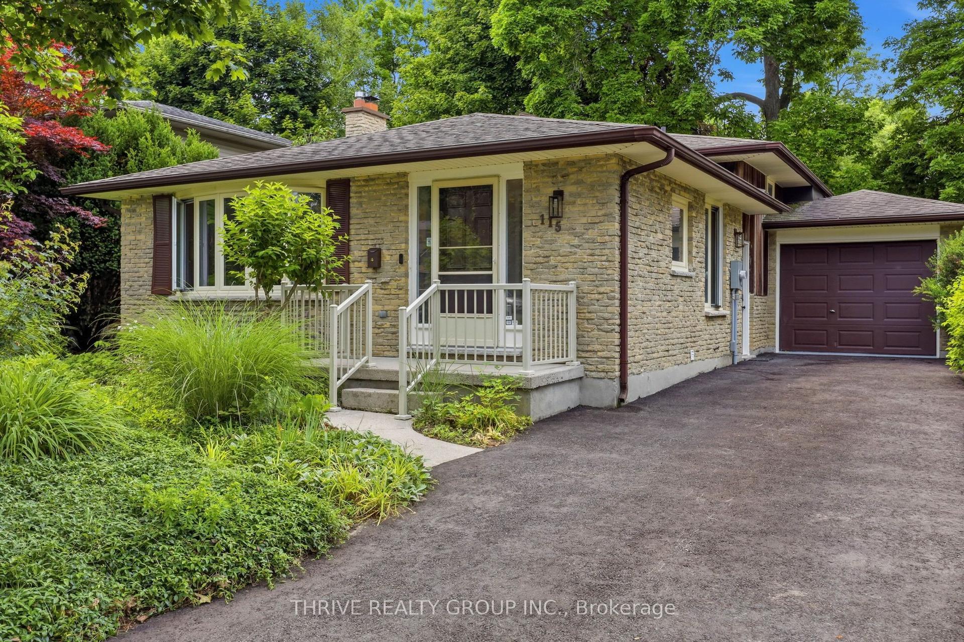 115 HALIBURTON Road, London South — Detached for sale, photo 1