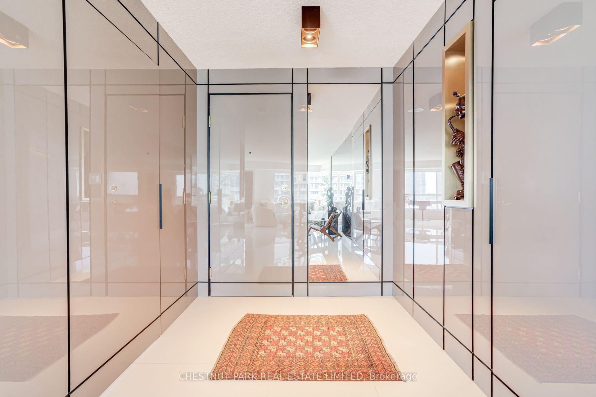2111 Lake Shore Boulevard W 1208 #1208, Toronto — Condo for lease, photo 1