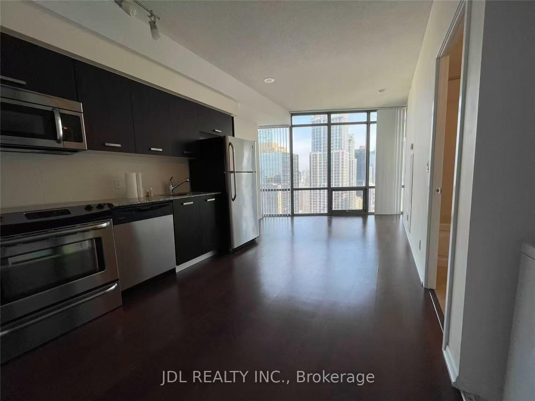 832 Bay Street 3409 #3409 — photo 1